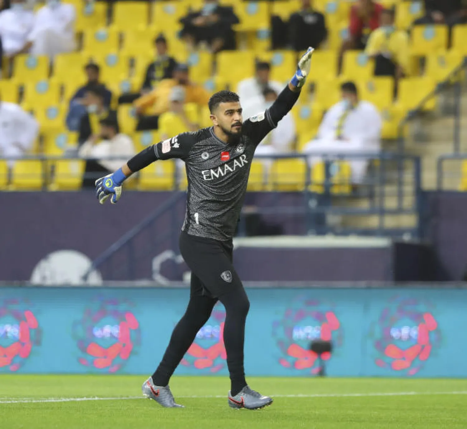 عبد الله المعيوف حارس فريق الهلال (تصوير: علي الظاهري)