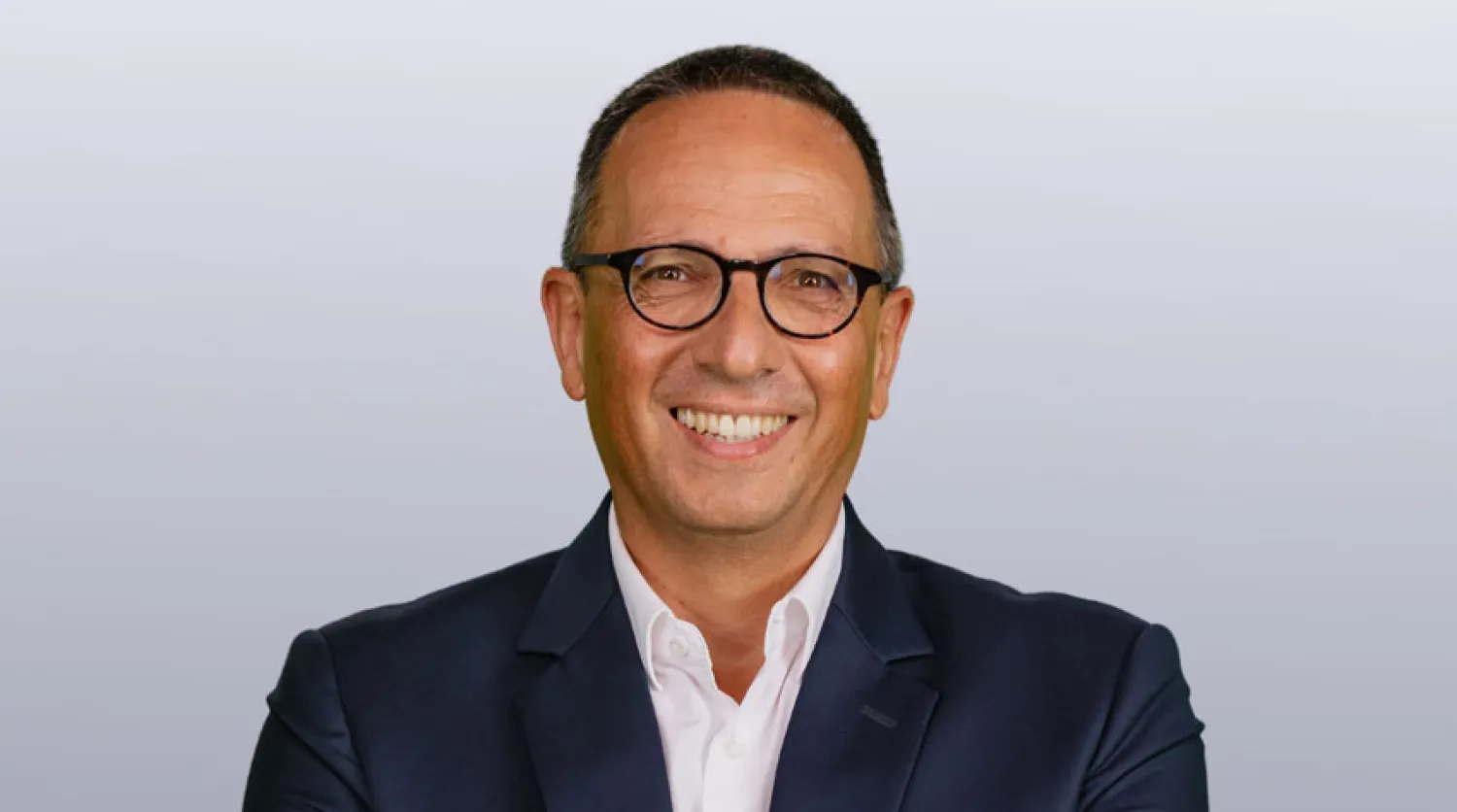 رياض حمادة رئيس قسم الأخبار الاقتصادية في «الشرق للأخبار»