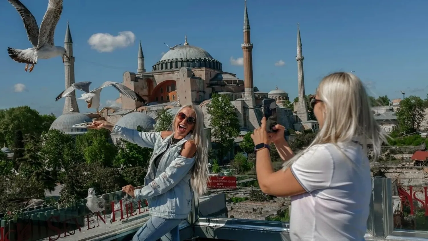 Around 4.5 million Russian and two million Ukrainian tourists descended on Turkey last year. (AFP)