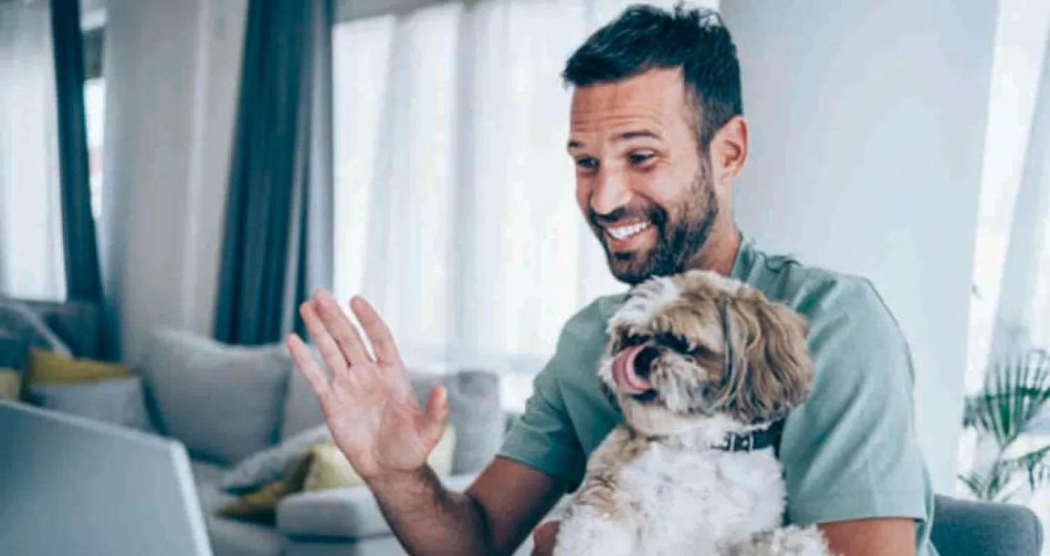 الرجال الأكثر تفاؤلاً يعانون من ضغوط يومية أقل (غيتي)