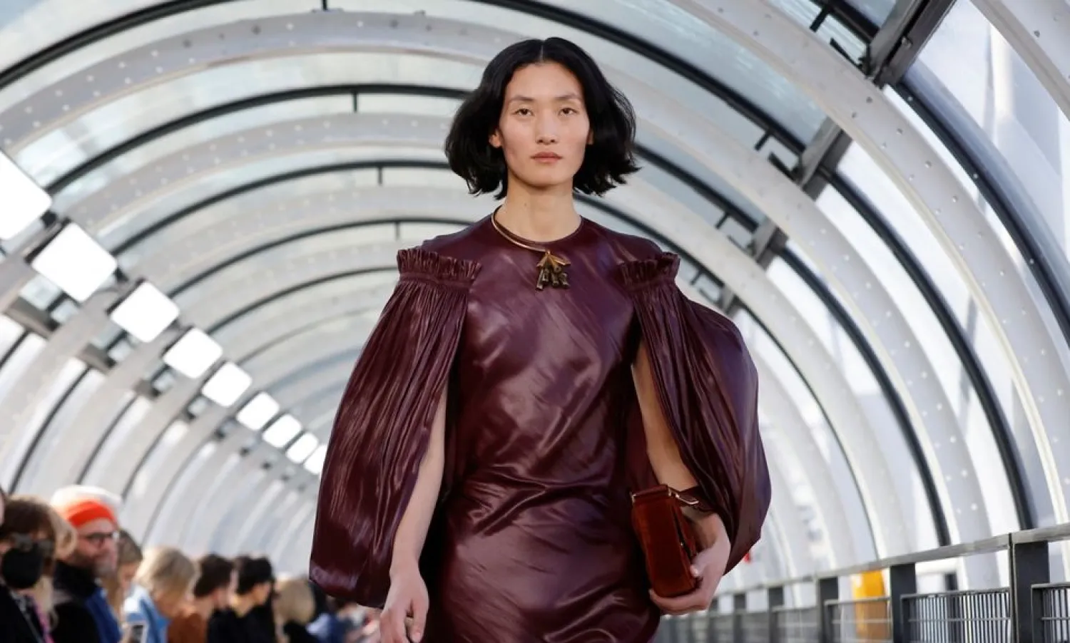 A model presents a creation by designer Stella McCartney as part of her Fall-Winter 2022/2023 Women's ready-to-wear collection show during Paris Fashion Week in Paris, France, March 7, 2022. REUTERS/Johanna Geron