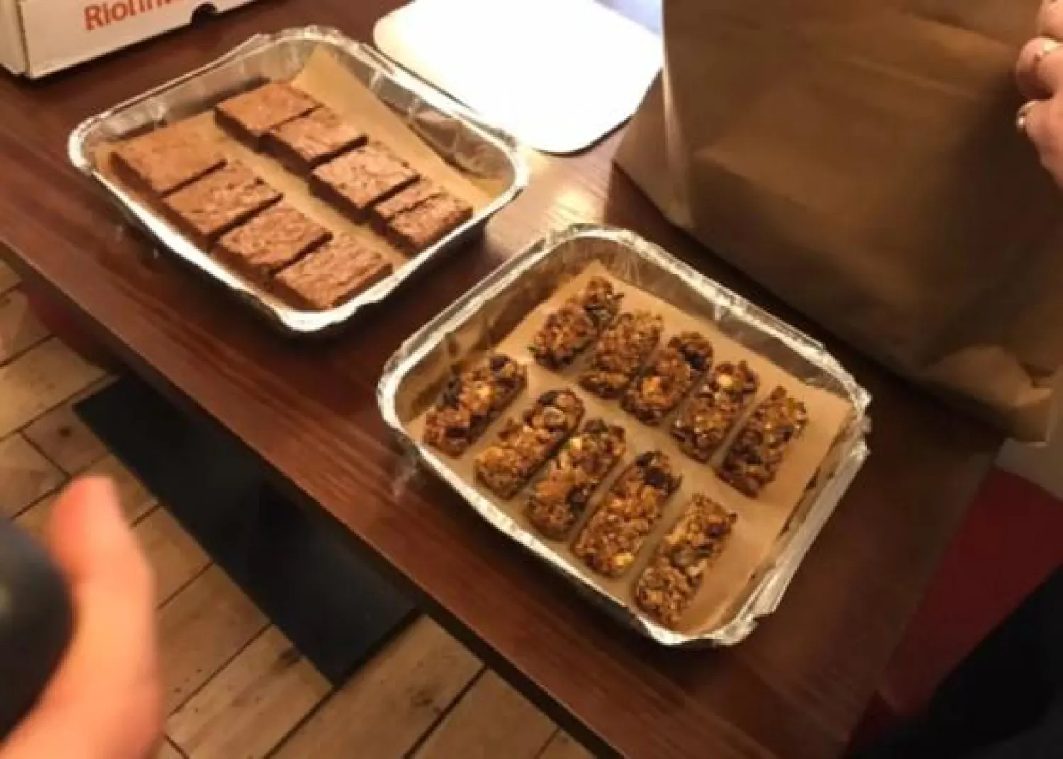 الكعكات التي قدمتها كيت ميدلتون للمتطوعين (ذا صن)