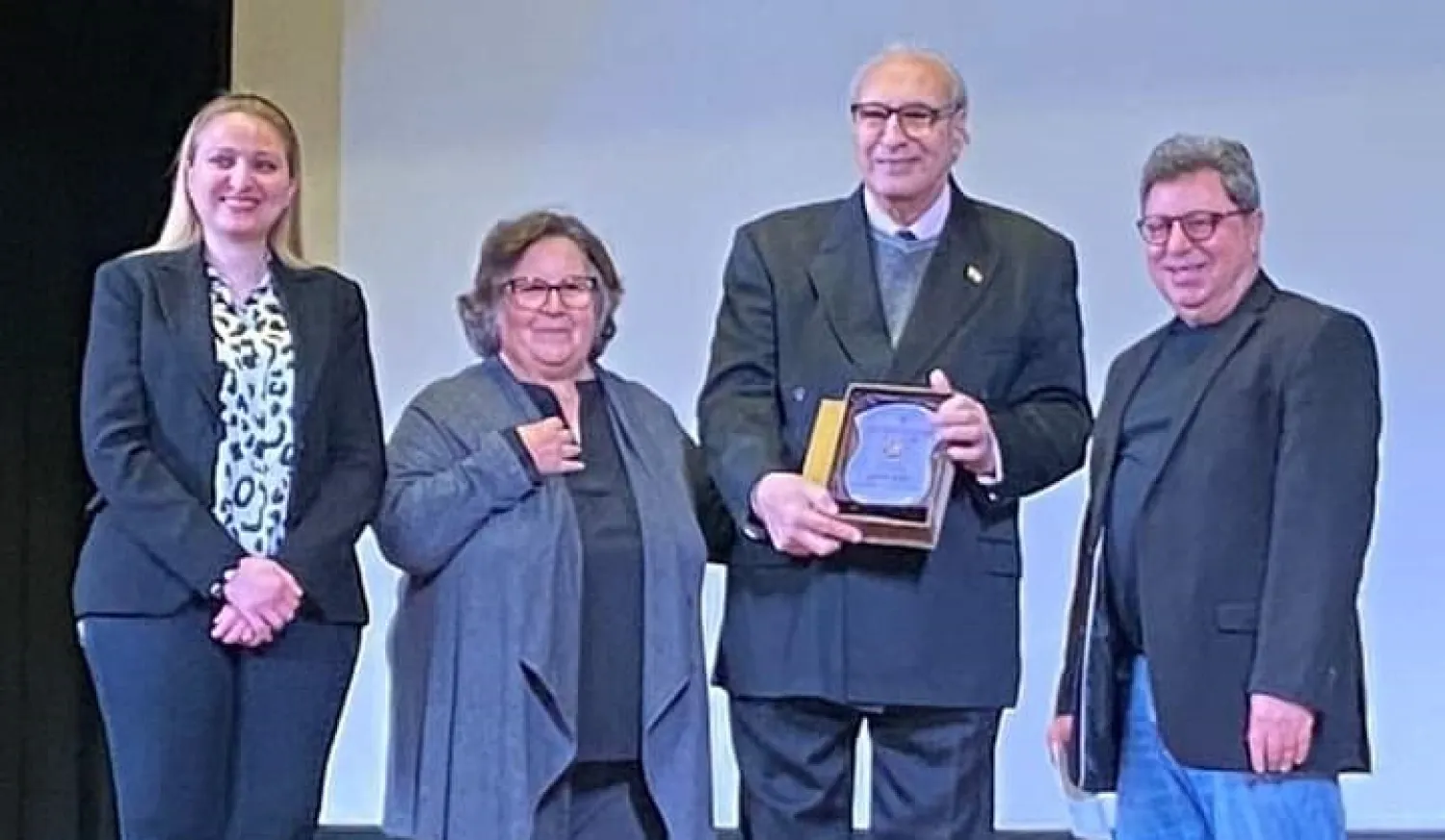 من افتتاح المهرجان (إدارة المهرجان)