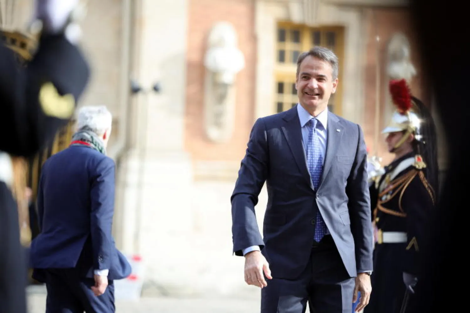 رئيس الوزراء اليوناني كيرياكوس ميتسوتاكيس (رويترز)