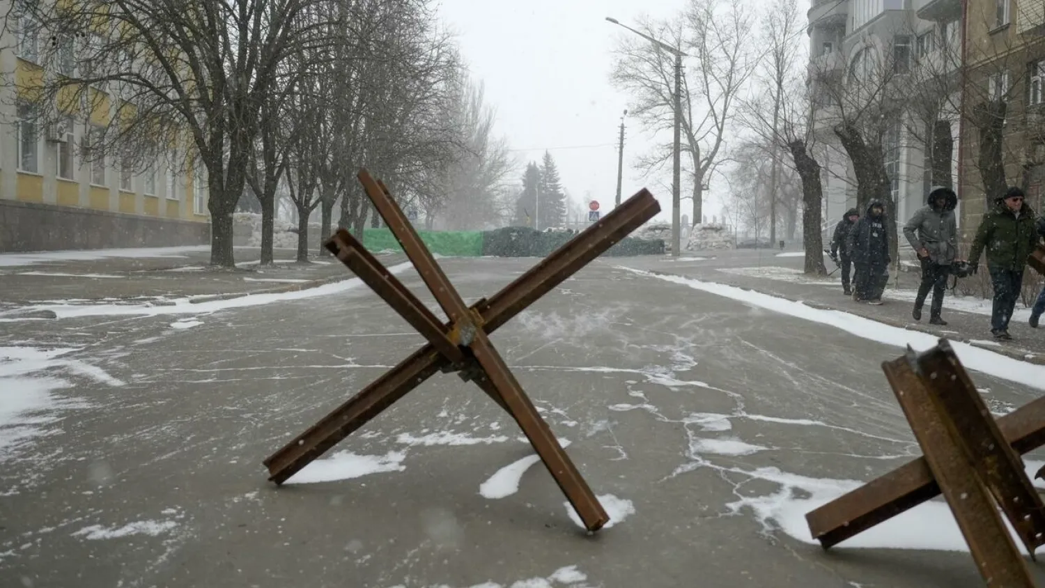 Thousands of civilians have fled Mikolaiv in the past days. BULENT KILIC AFP
