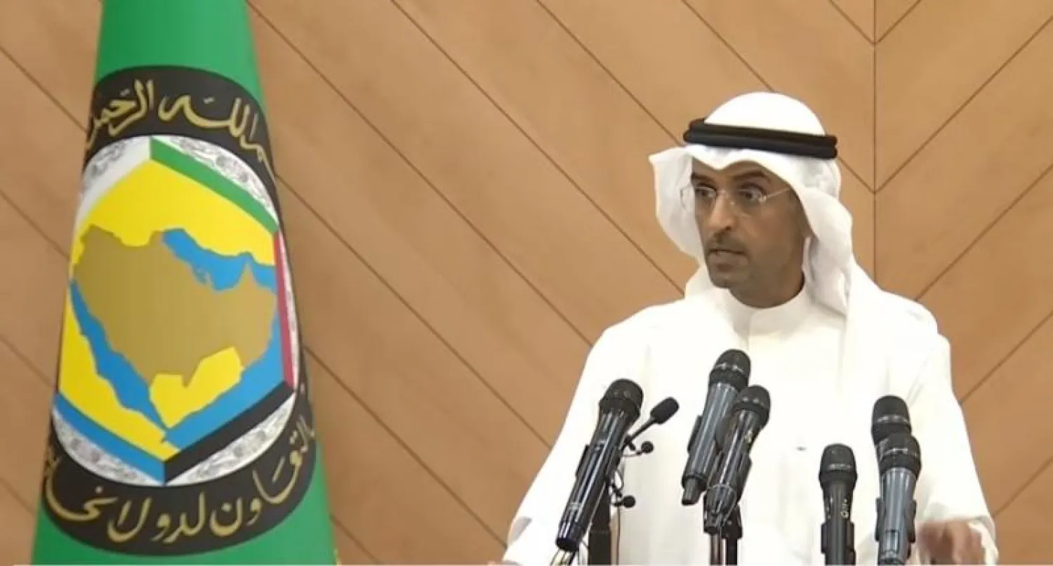 الدكتور نايف الحجرف أمين عام مجلس التعاون الخليجي خلال المؤتمر الصحافي بالرياض (الشرق الأوسط)