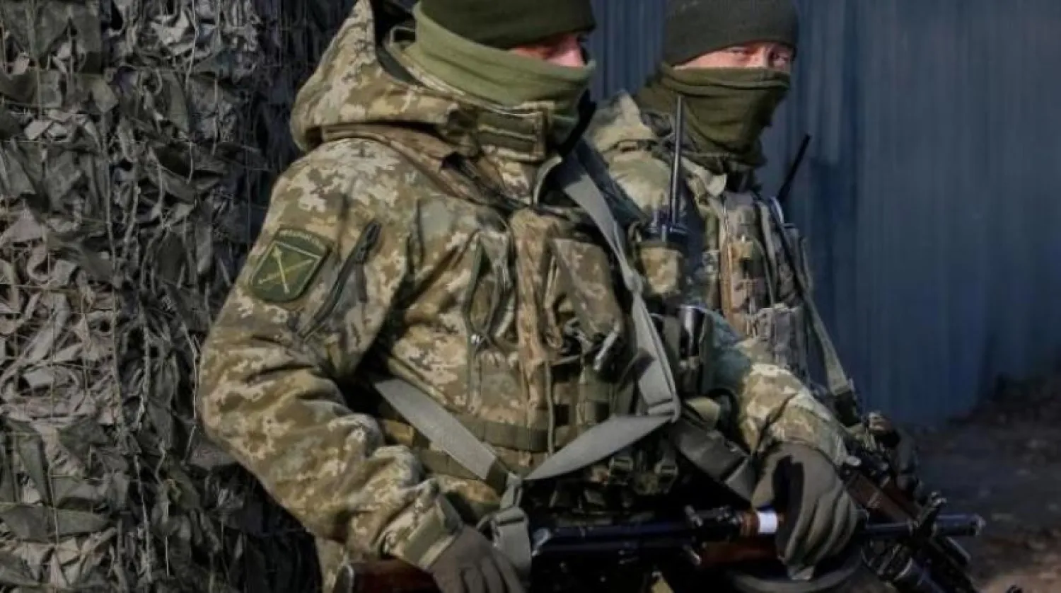Doğu Luhansk bölgesindeki Ukrayna askerleri. (Reuters)