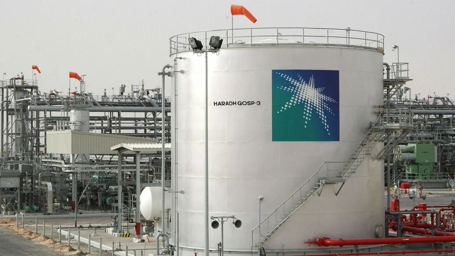 Saudi Aramco reported a more than doubling of annual net profit in 2021, boosted by higher oil prices, and announced plans to sharply lift capital expenditure in 2022. (AFP)