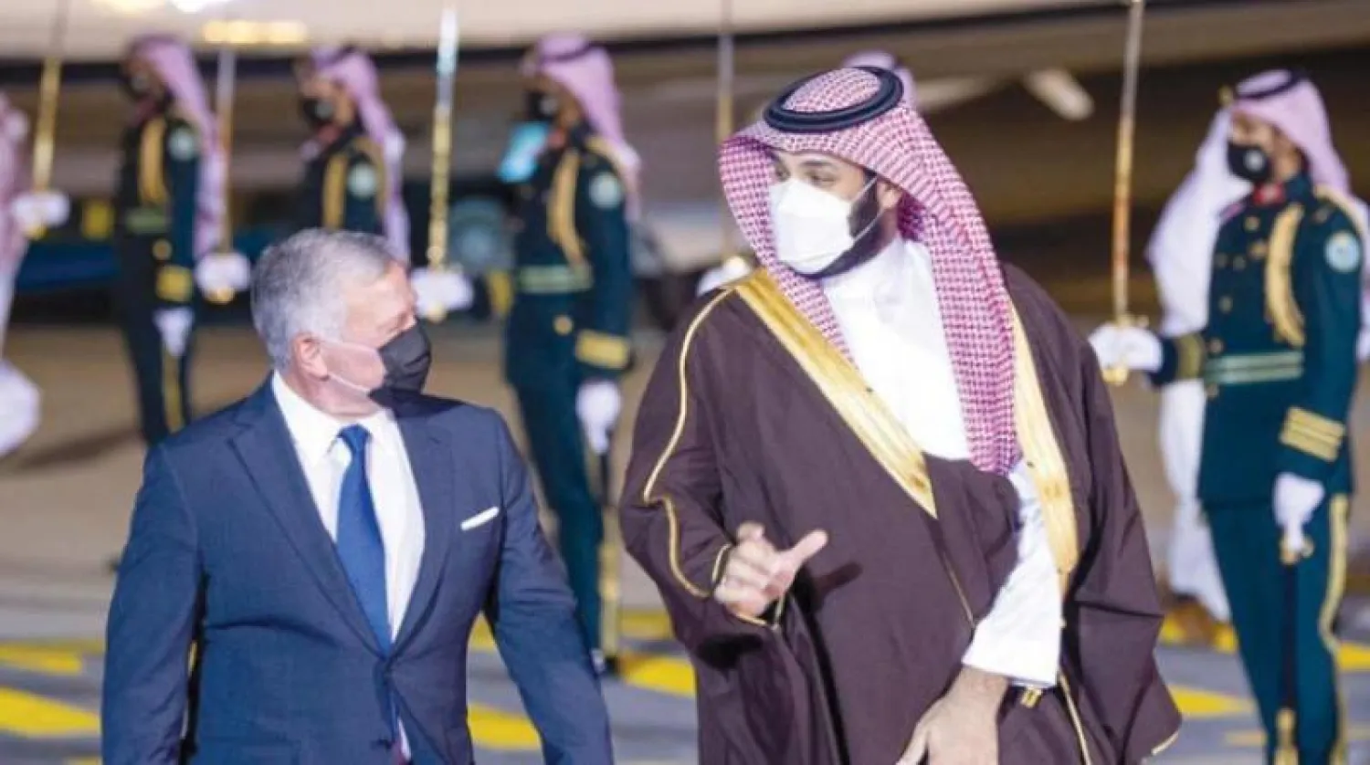 الأمير محمد بن سلمان ولي العهد السعودي والعاهل الأردني الملك عبد الله الثاني خلال لقاء سابق بالرياض (واس)
