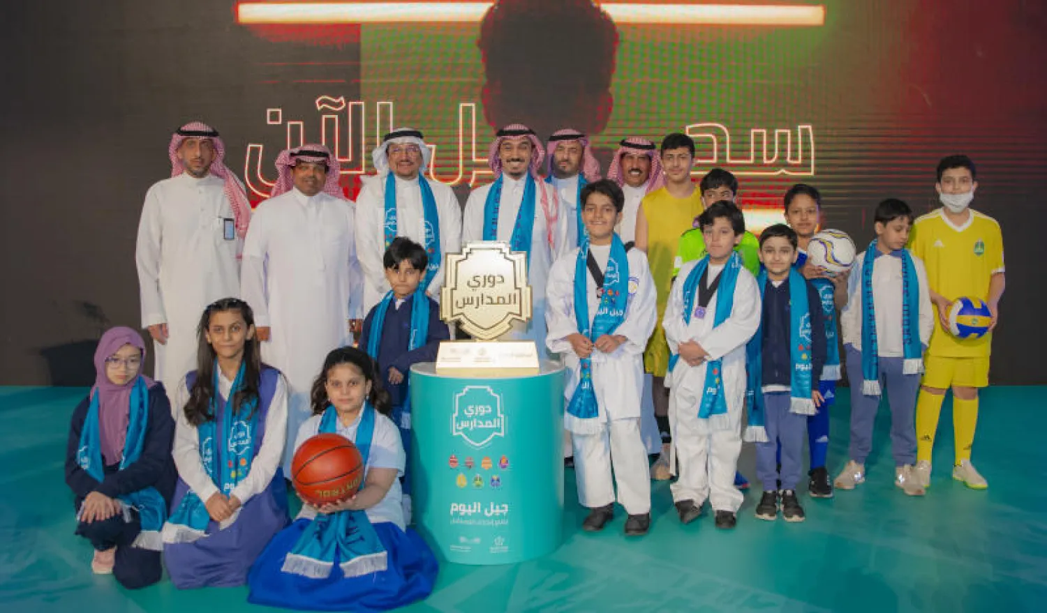 جانب من تدشين النسخة الثالثة بحضور وزيري الرياضة والتعليم (الشرق الأوسط)