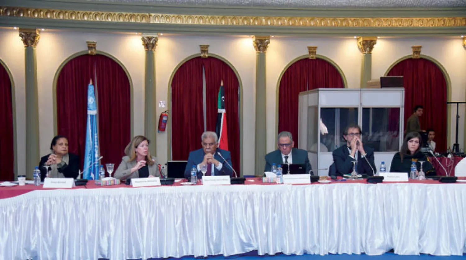 جانب من اللقاء التشاوري الذي عقدته البعثة الأممية لممثلي المجلس الأعلى الليبي في تونس (البعثة الأممية)