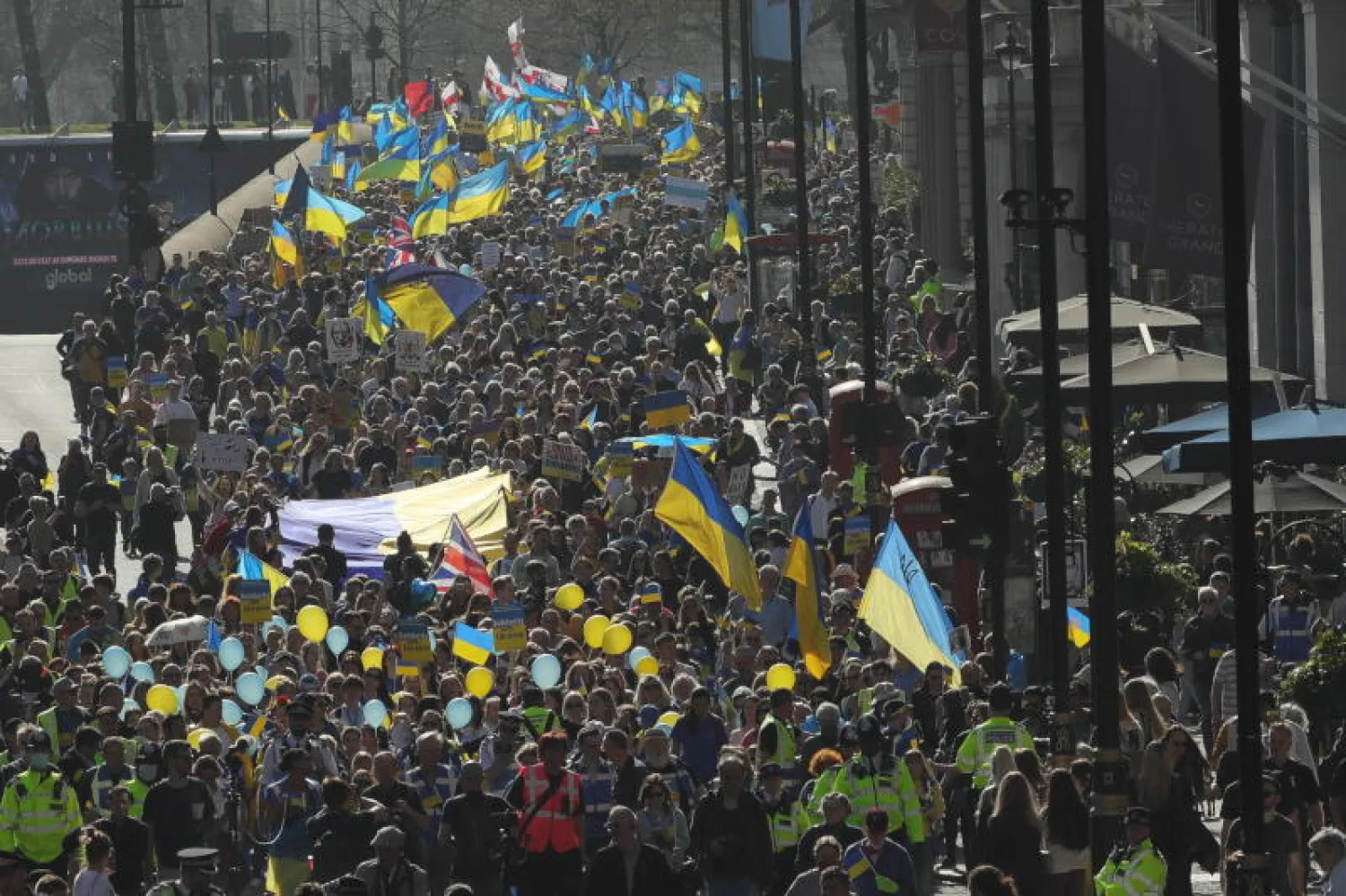 تظاهرة كبيرة في لندن دعماً لأوكرانيا (إ.ب.أ)