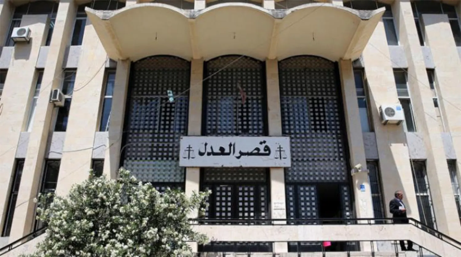 ماحولیاتی طور پر صاف متبادل توانائی (شٹر اسٹاک)