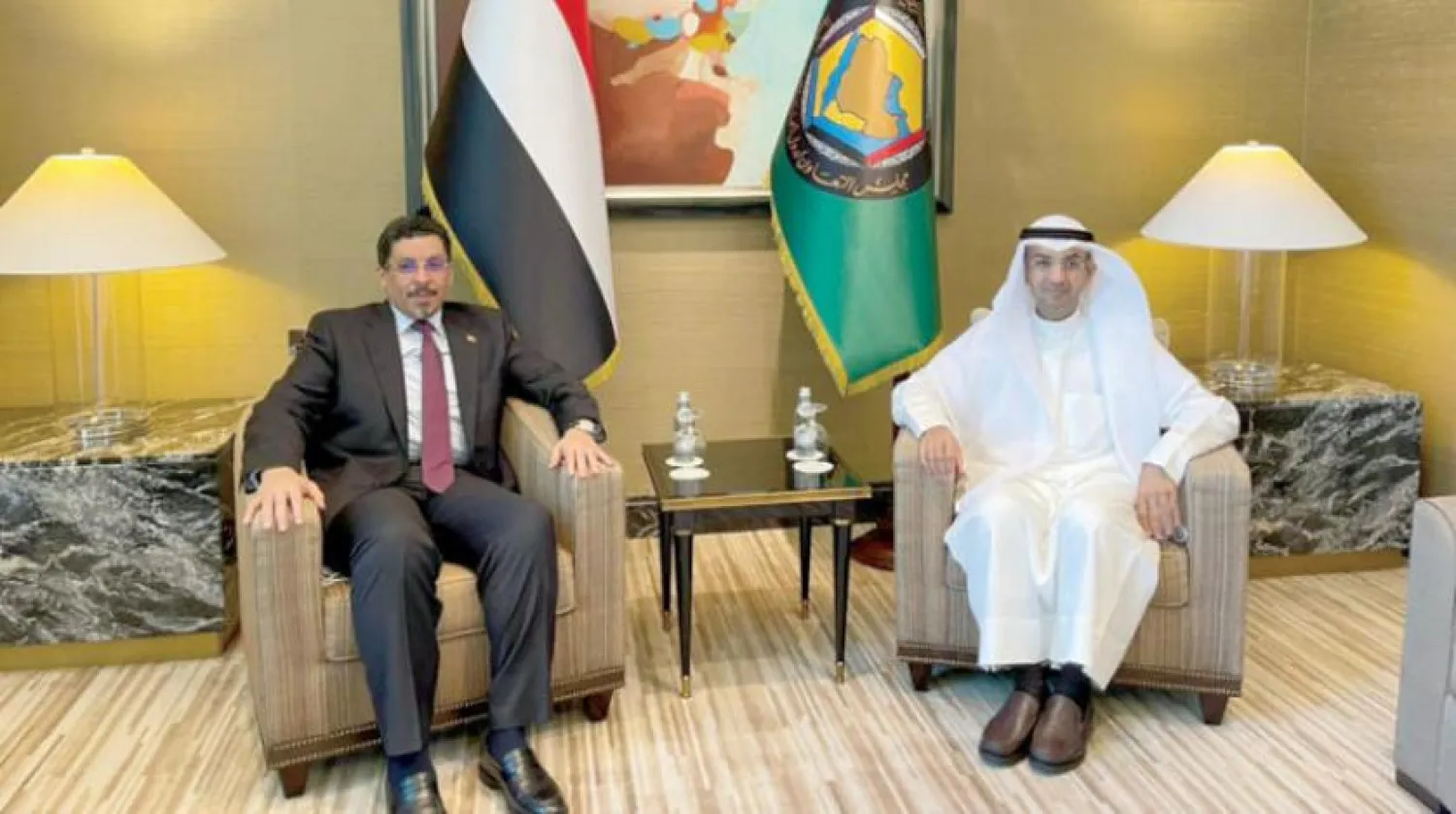 GCC Secretary General Dr. Nayef Al-Hajraf met on Sunday with Yemen’s Minister of Foreign Affairs and Expatriates Ahmed Awad bin Mubarak in Riyadh (SPA)
