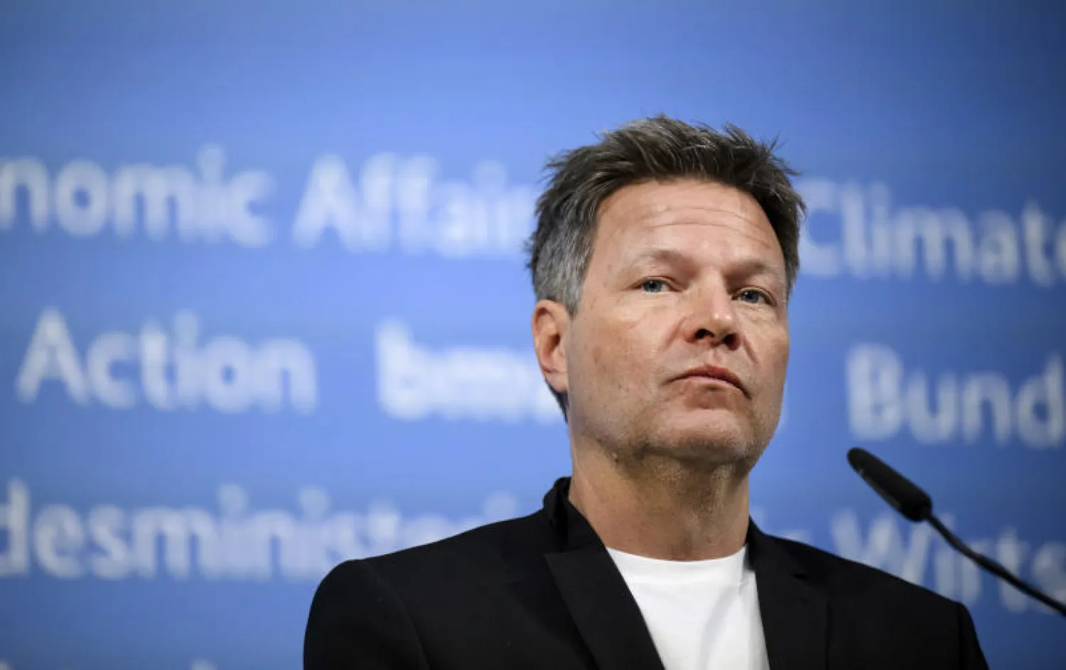 وزير الاقتصاد الألماني روبرت هابيك (أ.ب)