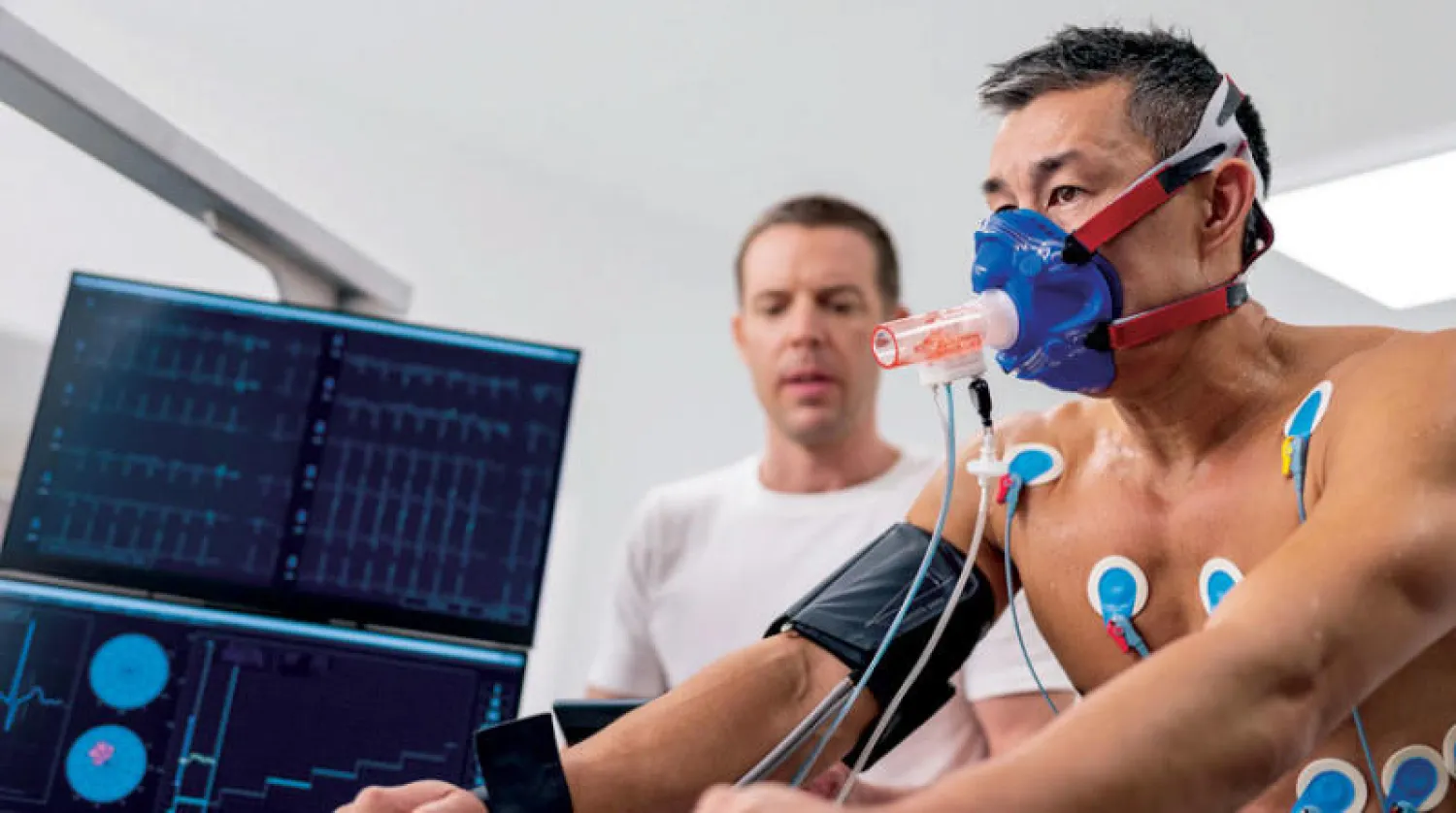 «اختبار التمرين القلبي الرئوي» قد يساعد في الكشف عن أسباب «كوفيد الطويل الأمد»