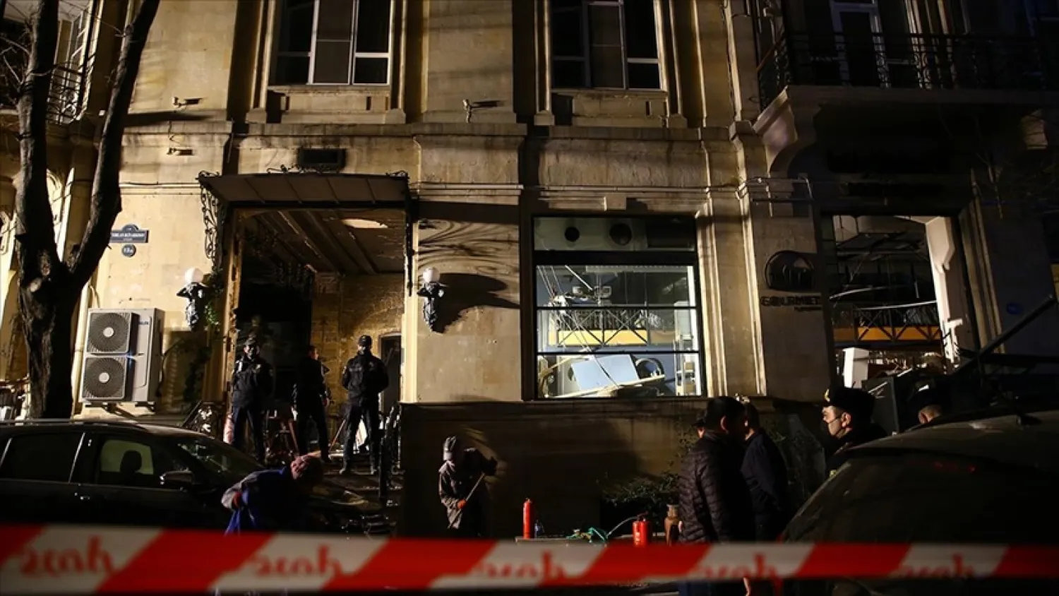 Azerbaycan'ın başkenti Bakü'deki bir eğlence mekanında patlama meydana geldi: 1 ölü 24 yaralı