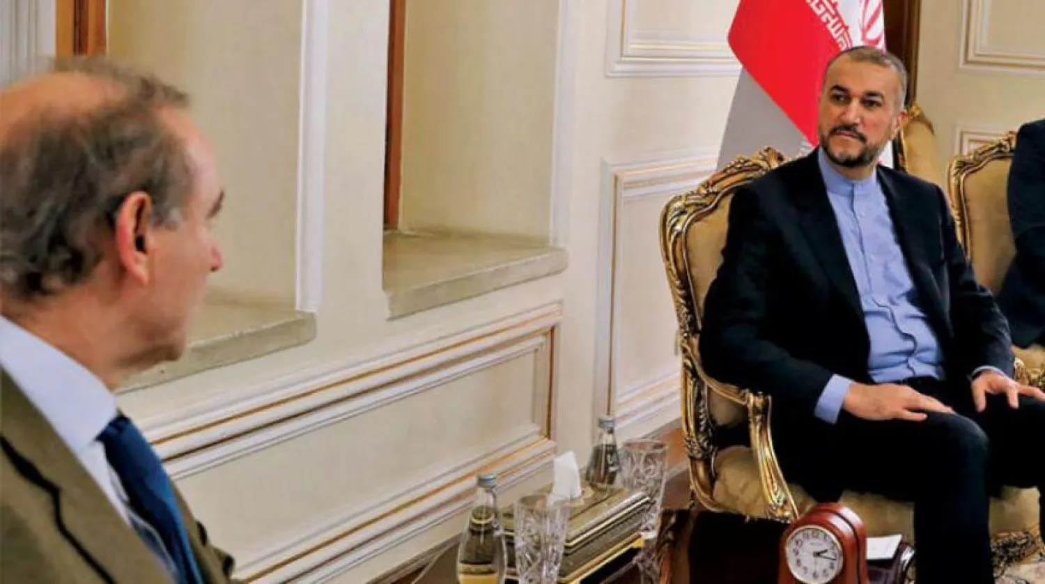 İran Dışişleri Bakanı Abdullahiyan ile AB Siyasi Direktörü Enrique Mora’nın, 27 Mart’ta Tahran’daki görüşmesinden bir kare (AFP) 