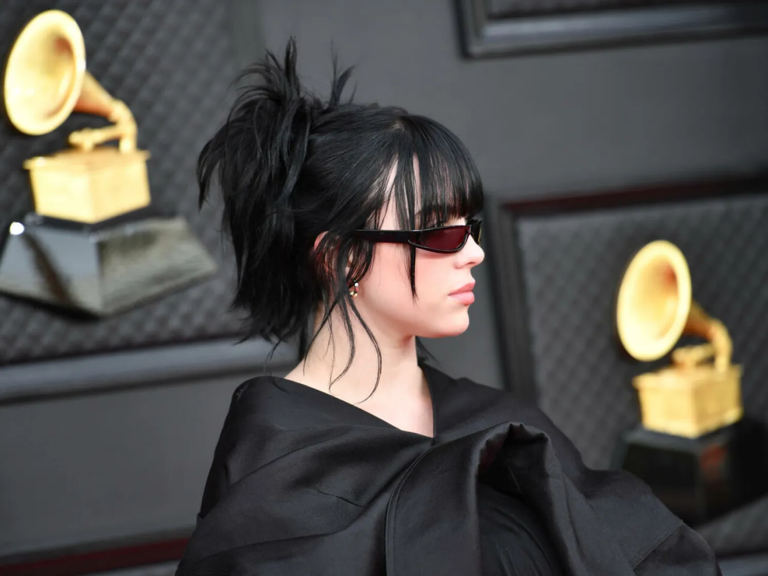 Singer-songwriter Billie Eilish makes an entrance at the Grammys ANGELA WEISS AFP
