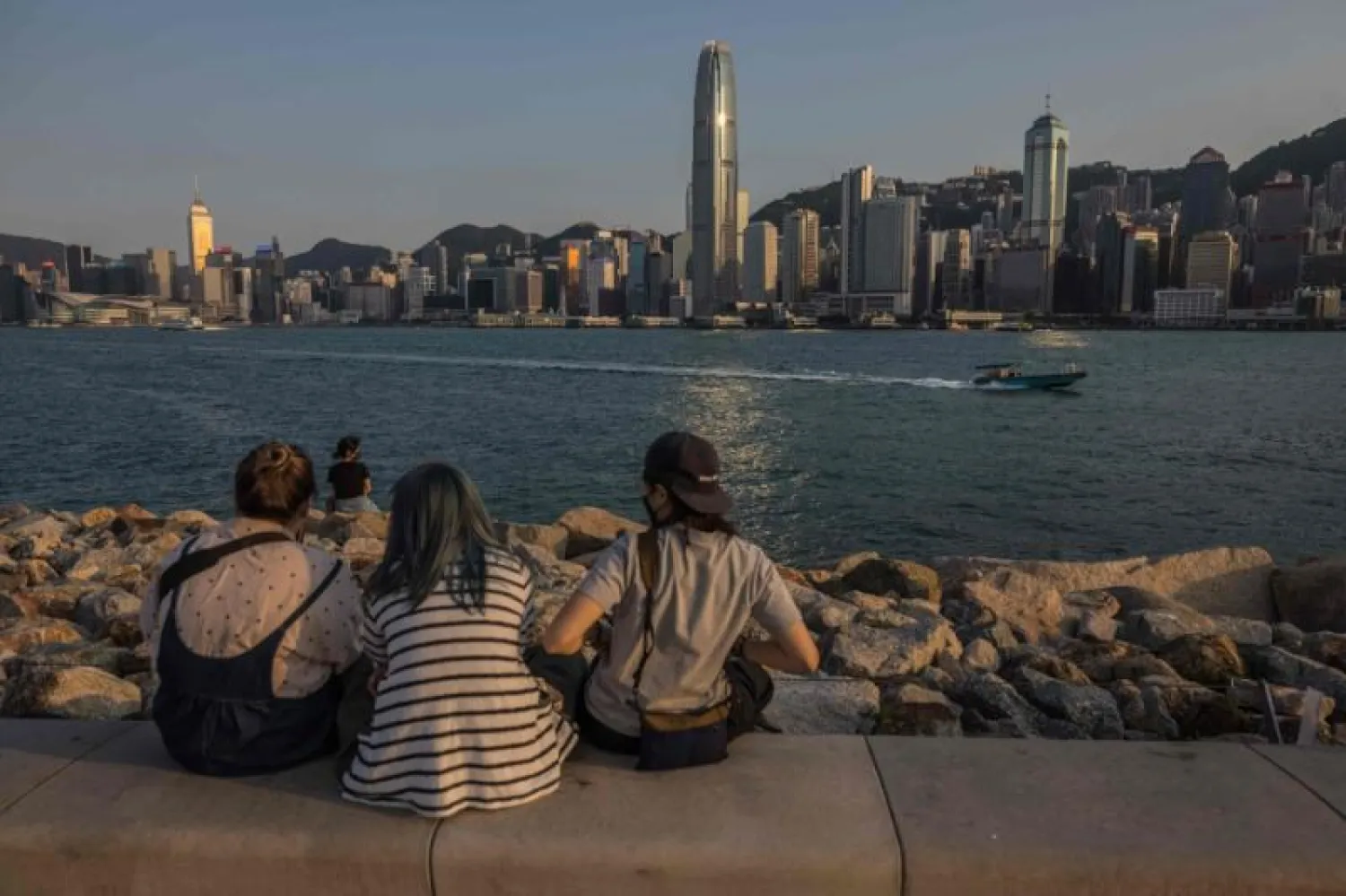 شهد نشاط قطاع الخدمات في الصين انكماشا حادا في مارس (أ ف ب)