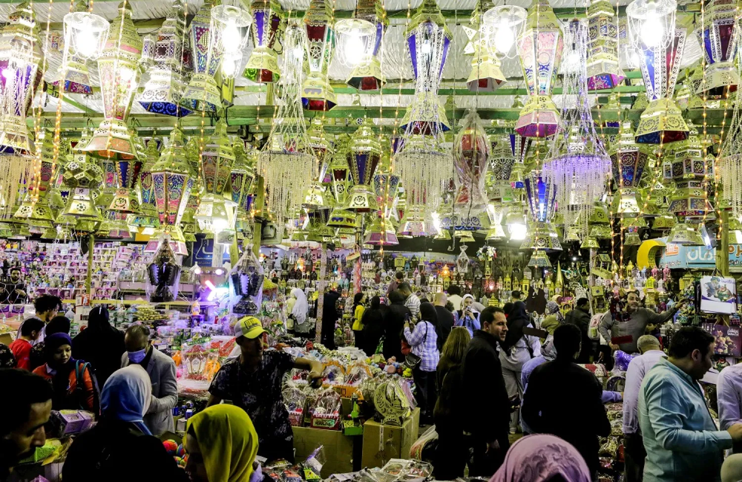 Traditional Ramadan lanterns called "fanous" are displayed for sale at stalls ahead of the holy month of Ramadan, in Cairo, Egypt March 31, 2022. (Reuters)