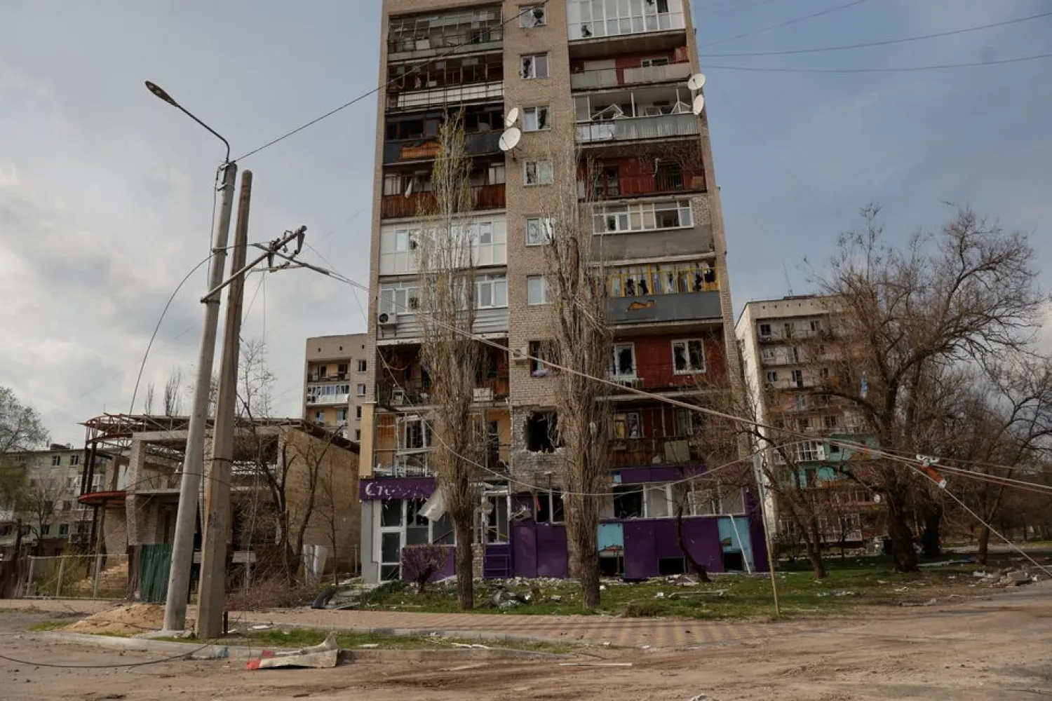 A view shows a residential building damaged by a military strike, as Russia's attack on Ukraine continues, in Sievierodonetsk, Luhansk region, Ukraine April 16, 2022. REUTERS/Serhii Nuzhnenko

