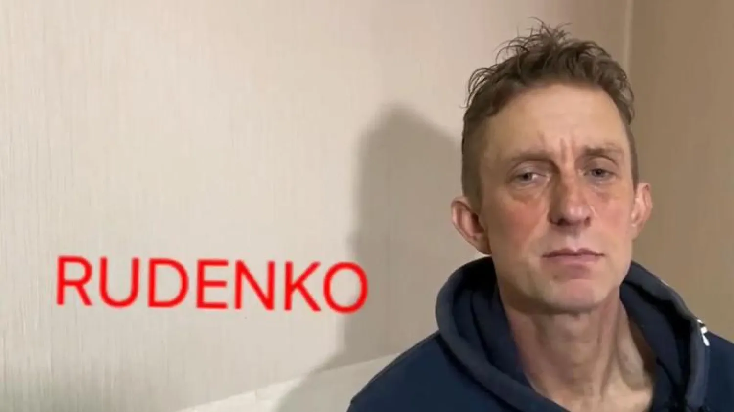 البريطاني شون بينر أبلغ التلفزيون الروسي أنه تم أسره خلال هجوم هاون في ماريوبول