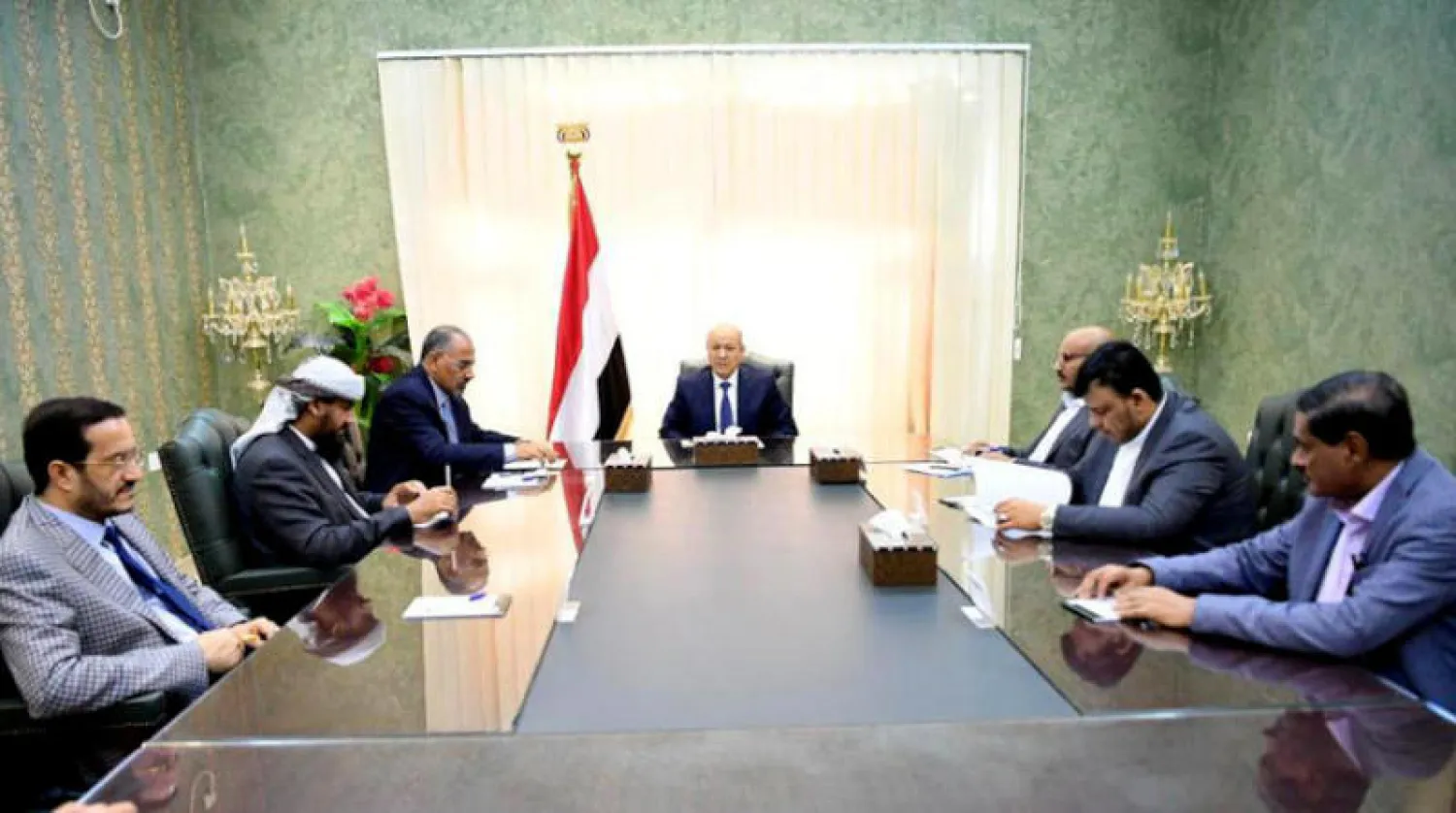 جانب من اجتماع «الرئاسي اليمني» في عدن الجمعة (سبأ)