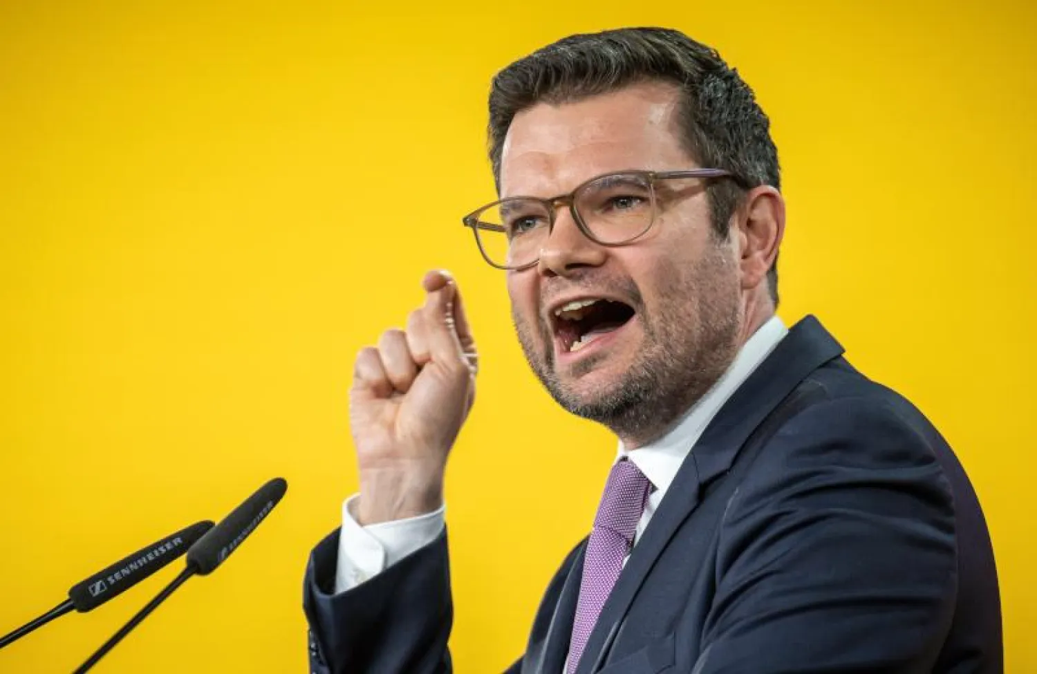 وزير العدل الألماني ماركو بوشمان يتحدث في مؤتمر الحزب الديمقراطي الحر (د.ب.أ)