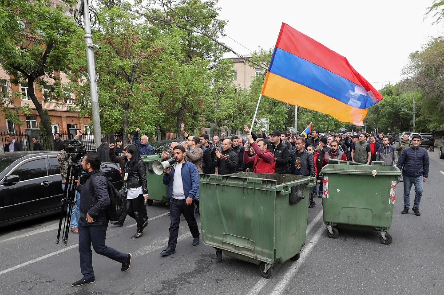Protesters block a street during an anti-government demonstration in Yerevan, Armenia May 3, 2022. (Photolure via Reuters)