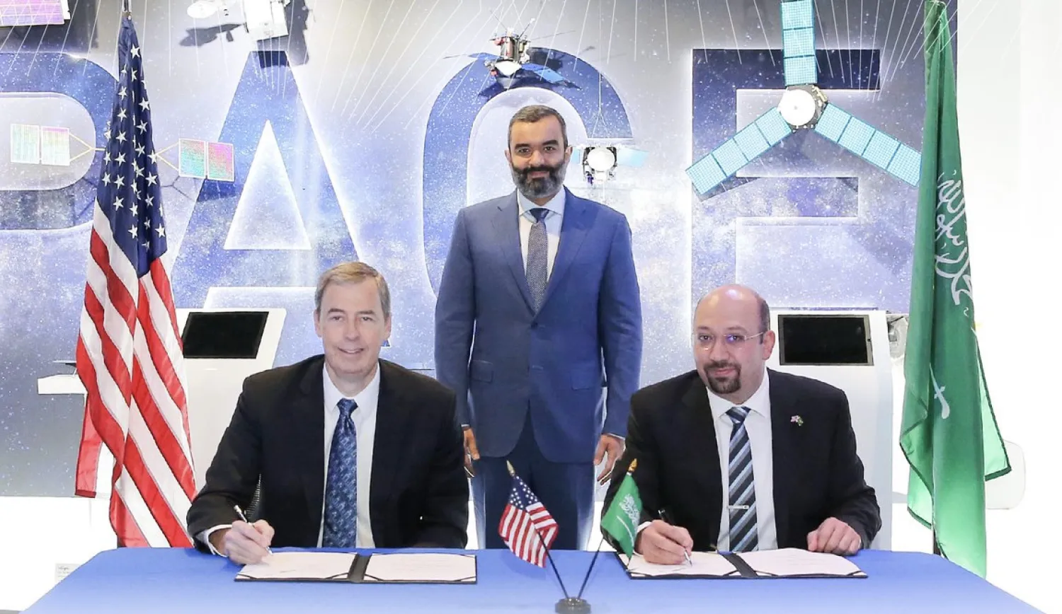 جانب من مراسم توقيع الاتفاقية في واشنطن («كاكست»)