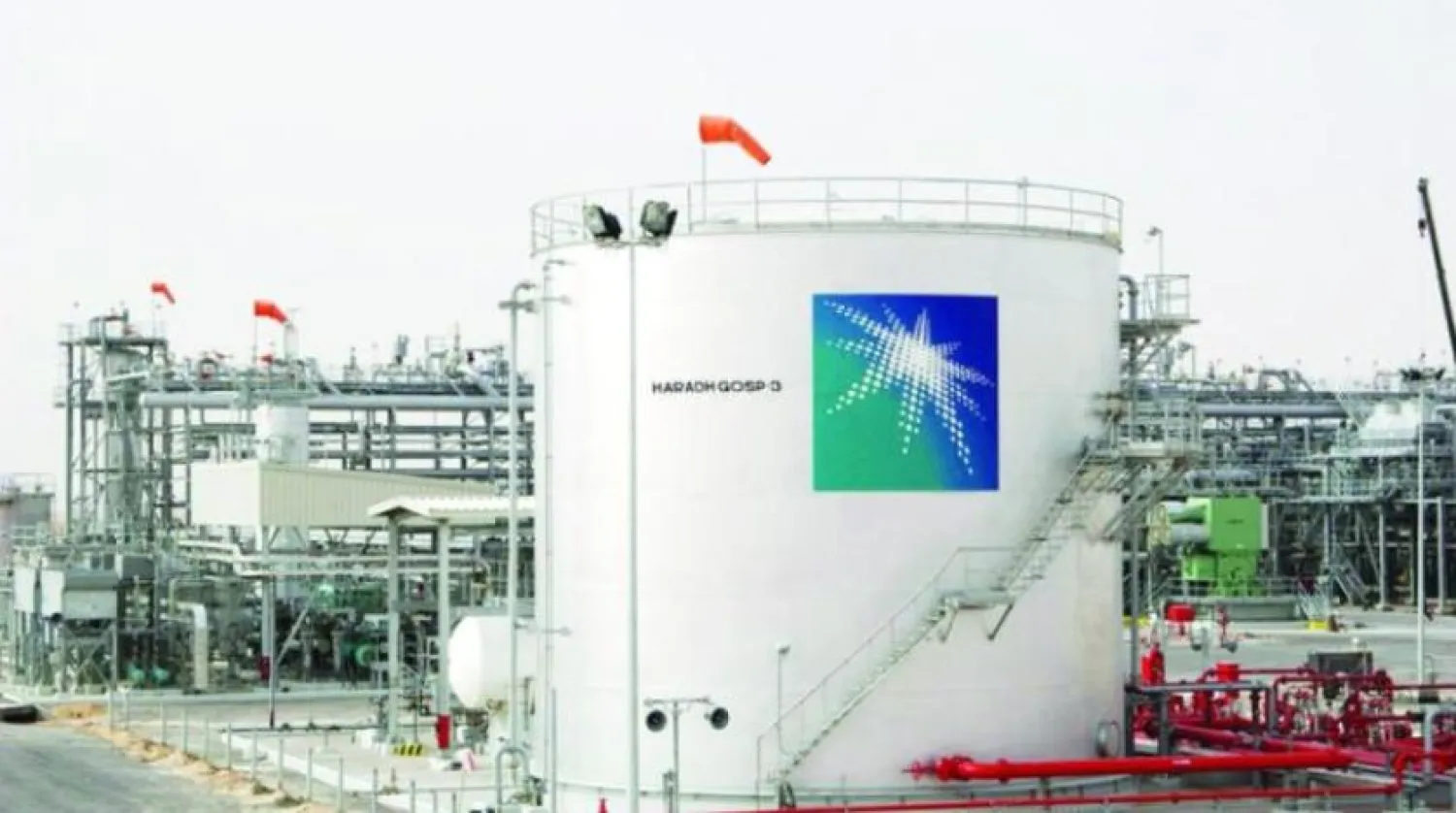 Aramco’s decision to reduce prices comes due to the closures that China is witnessing due to the outbreak of the coronavirus pandemic, which casts a shadow on global oil demand (Reuters) 
