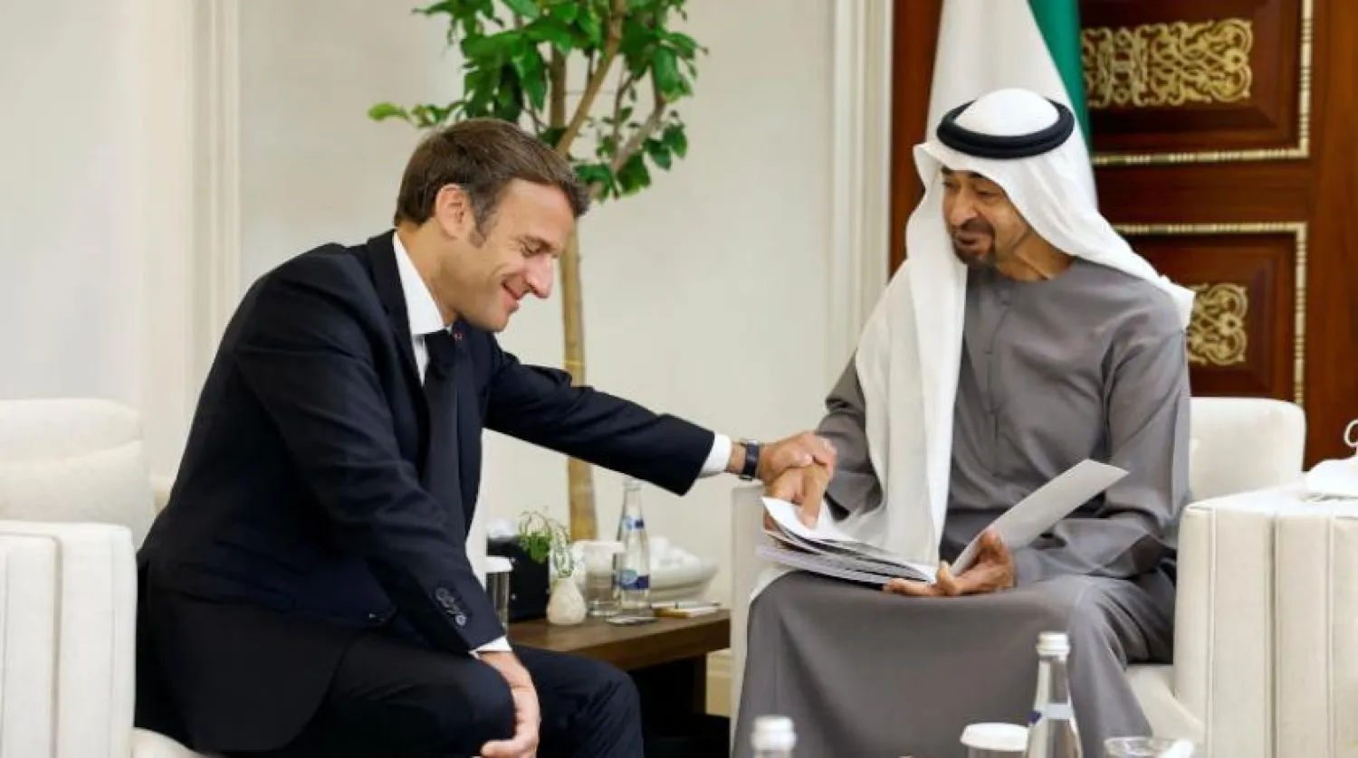 Fransa Cumhurbaşkanı Emmanuel Macron, BAE Devlet Başkanı Şeyh Muhammed bin Zayed’e taziyelerini iletti (Reuters)