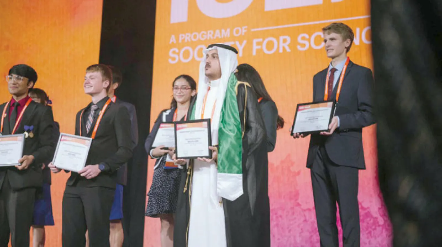 عبد الله الغامدي الفائز بـ{العالم الشاب» (الشرق الأوسط)