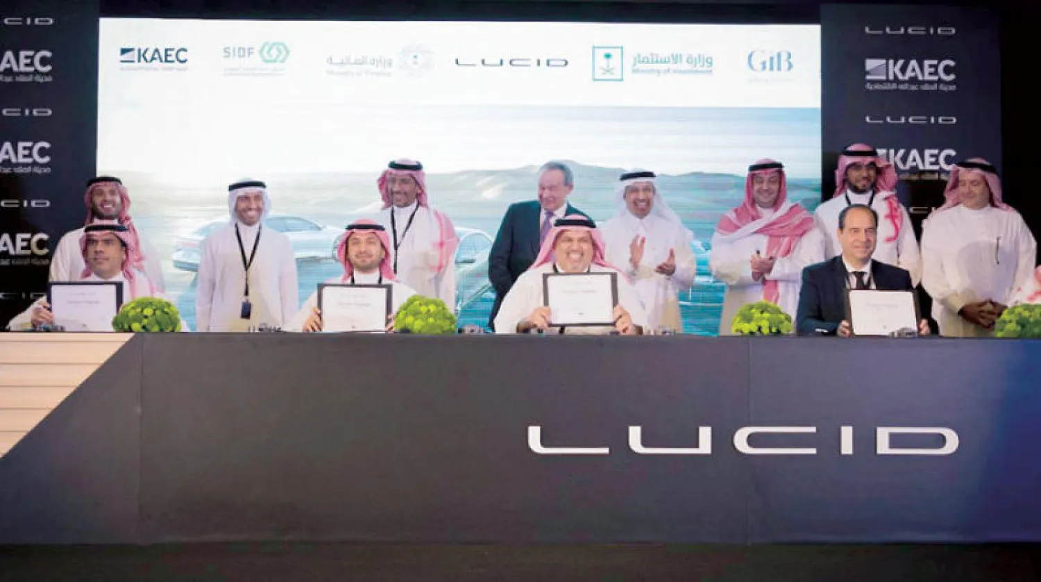 جانب من تدشين مصنع «لوسيد» لصناعة السيارات الكهربائية في السعودية أمس (الشرق الأوسط)