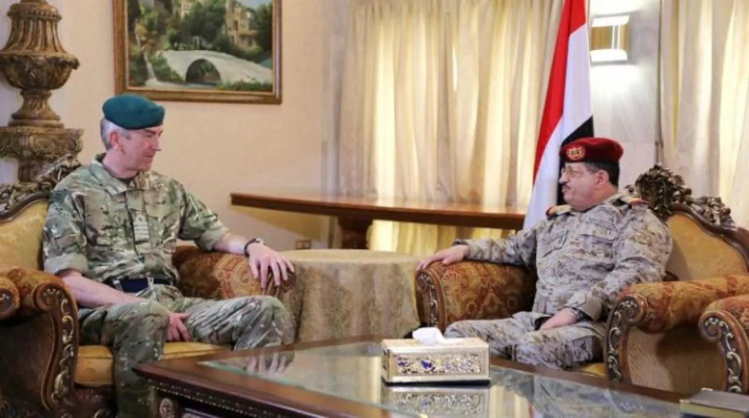 Yemen Savunma Bakanı, ABD’nin Yemen Büyükelçiliği’nin Askeri ve Güvenlik Ataşesi ile (SABA)