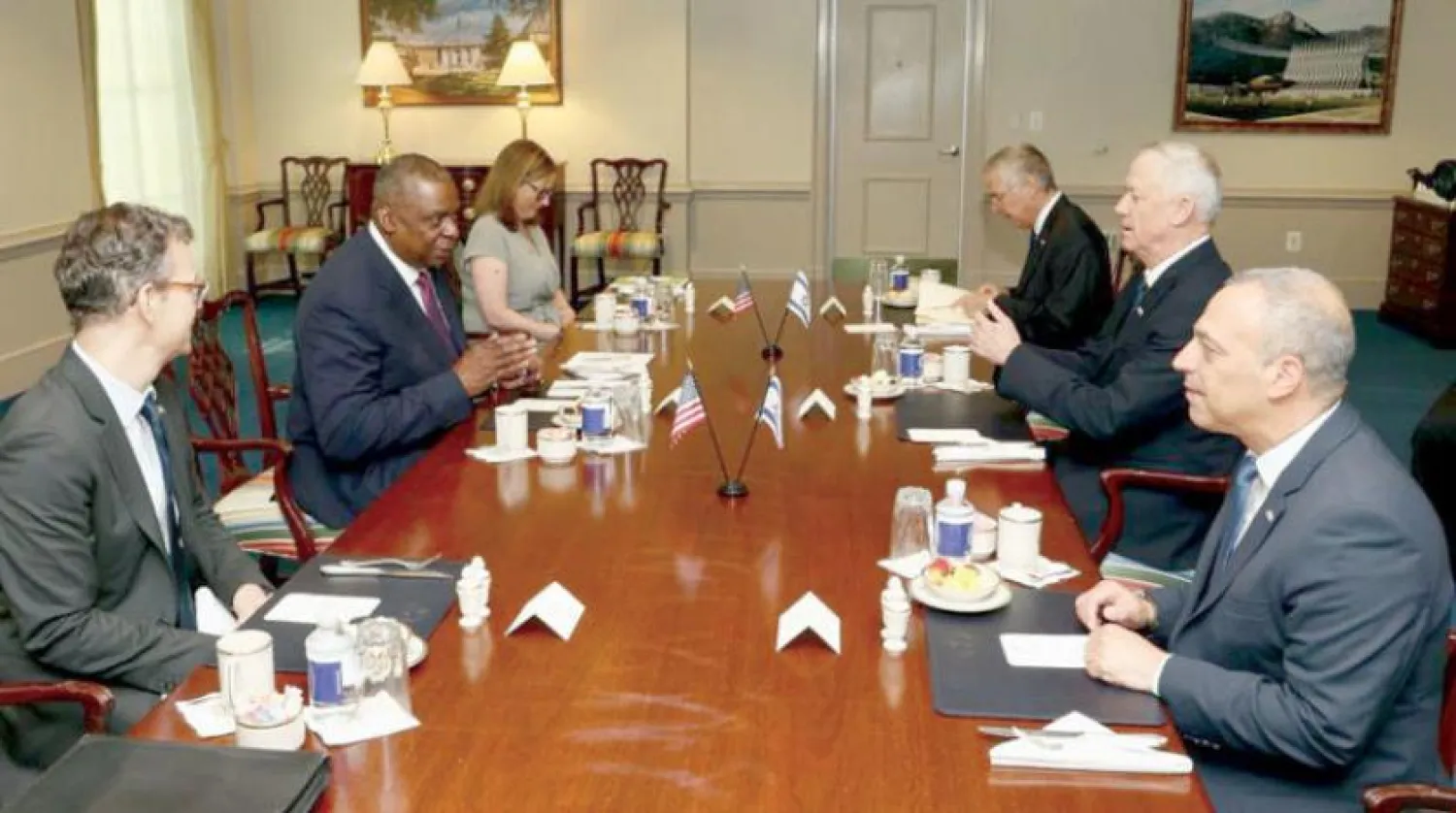 Defense Minister Benny Gantz meets with his US counterpart Lloyd Austin at the Pentagon on May 19, 2022 (DPA)

