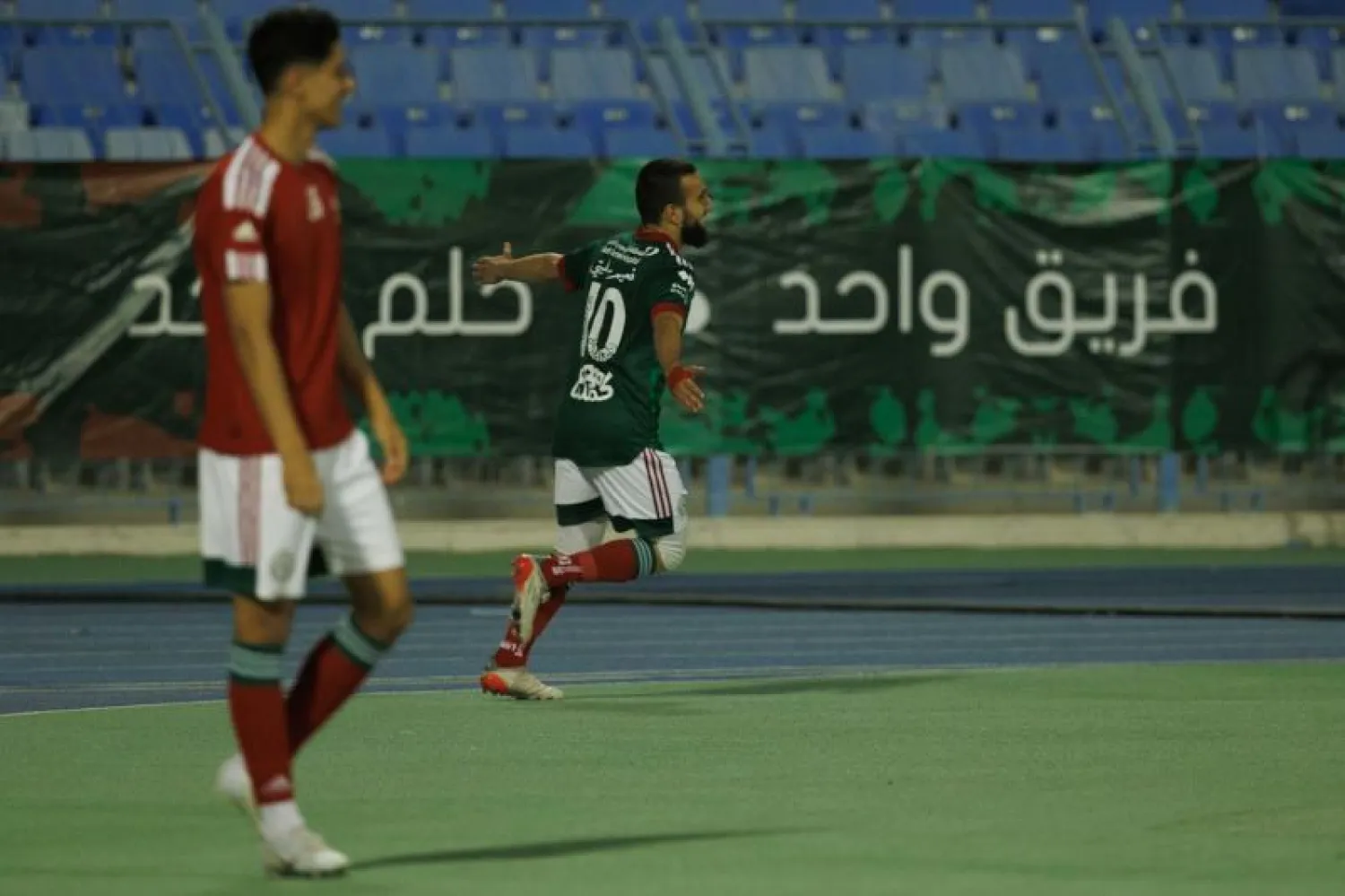 الدوري السعودي: الاتفاق ينعش آماله بالبقاء... ووداع رسمي للحزم