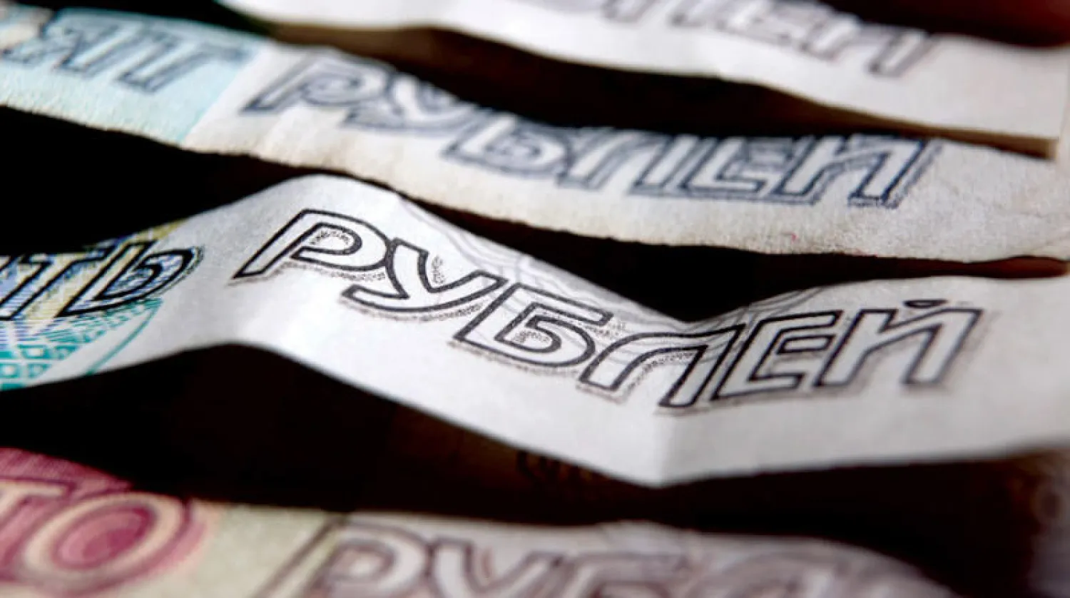 كان الروبل مرتفعاً 6.3 في المائة عند 58.75 مقابل اليورو وهو أقوى مستوى له منذ أوائل يونيو 2015 (د.ب.أ)