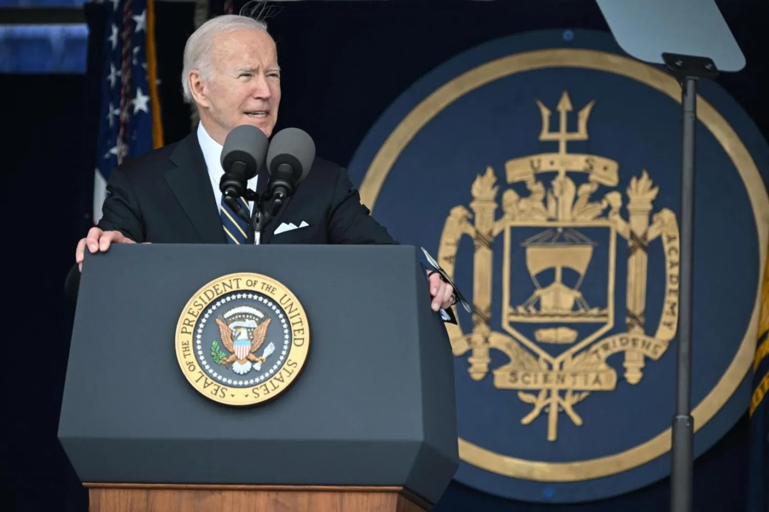 Joe Biden, Rusya'ya yaptırımlara destek veren ülkeleri sıralarken gaf yaparak Güney Kore yerine Kuzey Kore dedi (AFP)