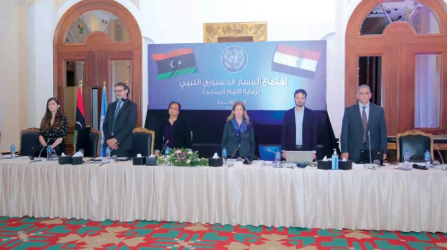 BM gözetiminde Libya Temsilciler Meclisi ile Devlet Yüksek Konseyi arasında Mısır'da yapılan Libya Ortak Komitesi toplantılarından bir kare. (BM Misyonu)  