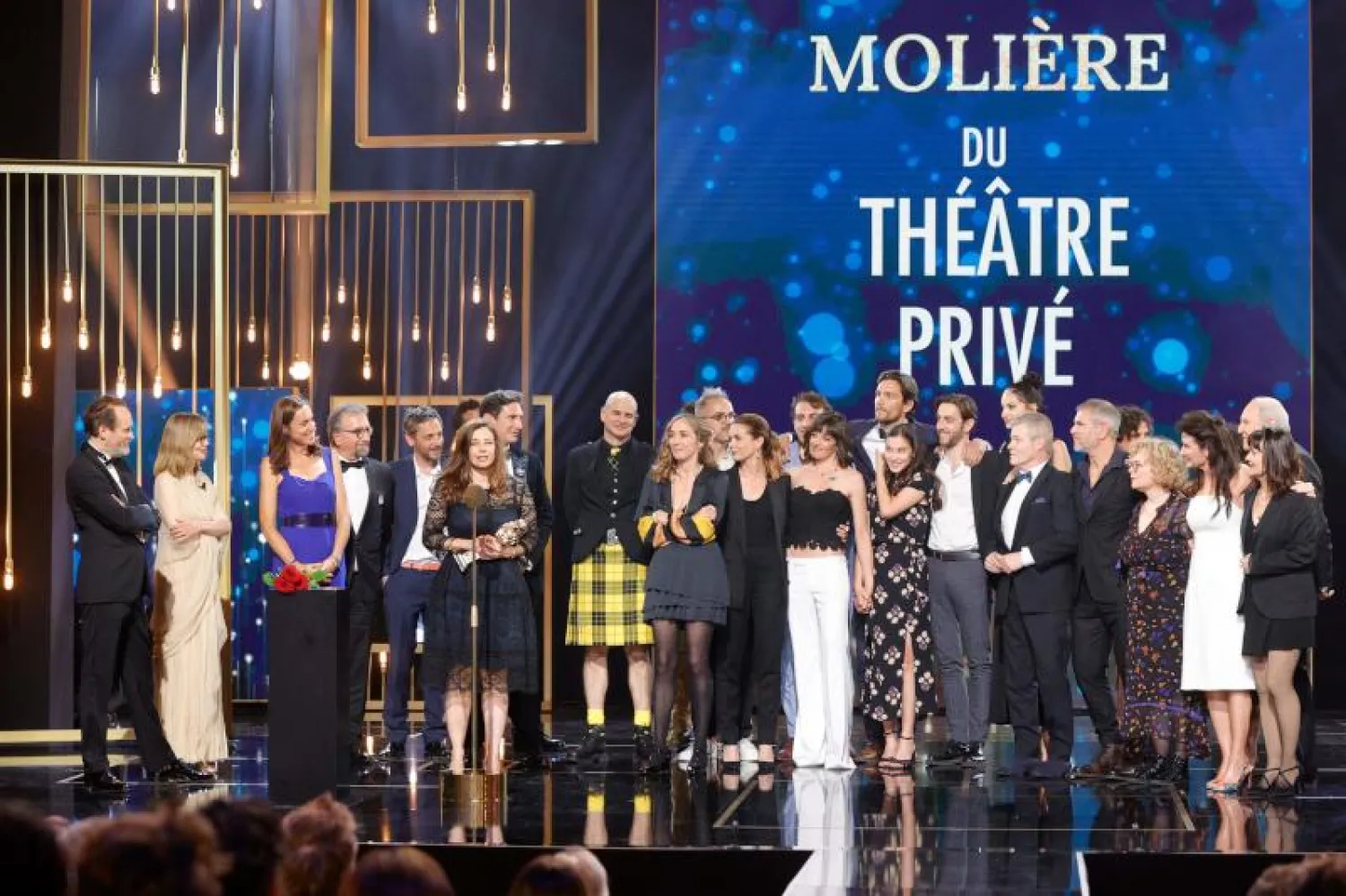 جانب من حفل جوائز «موليير» الفرنسية السنوية للمسرح (أ.ف.ب)