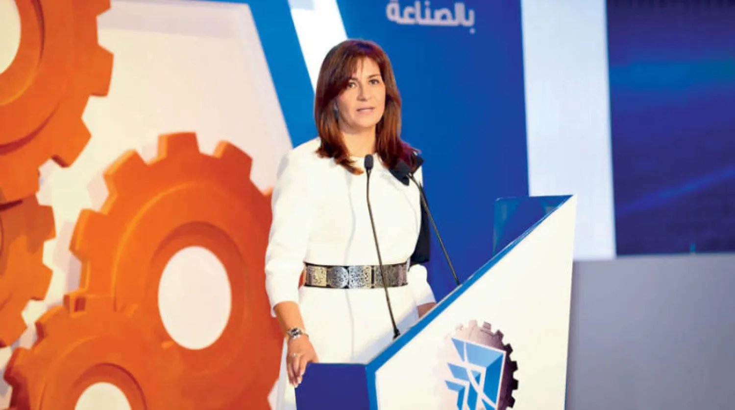 نبيلة مكرم خلال فعالية رسمية أمس (الحكومة المصرية)