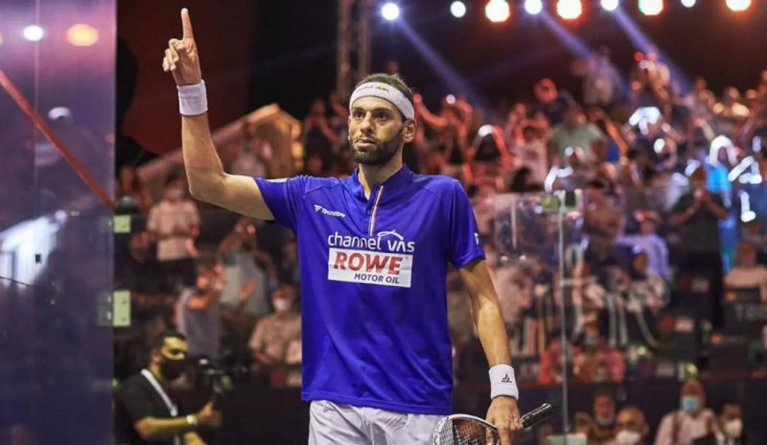 المصري محمد الشوربجي المصنف الأول على العالم سابقاً (حسابه الرسمي - فيسبوك)