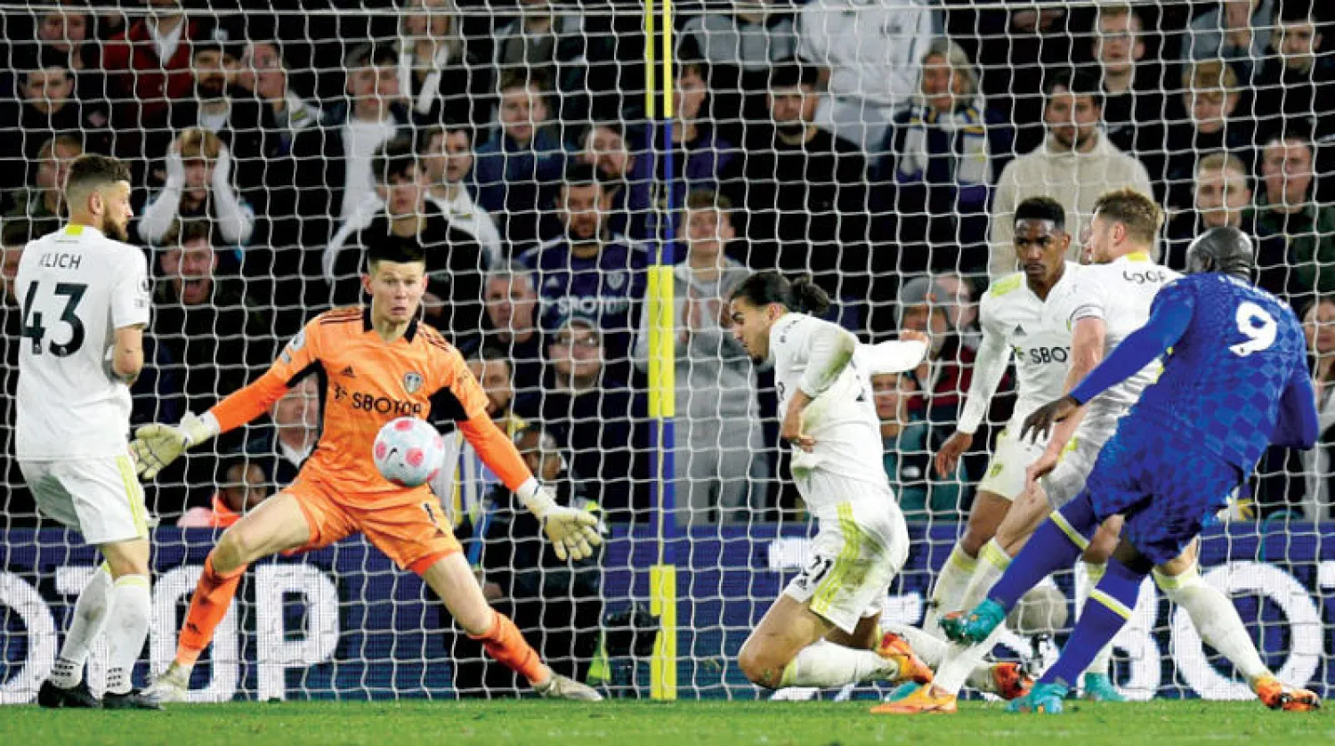 النجم البلجيكي (رقم 9 بقميص تشيلسي) سينجح مع إنتر ميلان لكن الأخير لا يملك المال الكافي (أ.ف.ب)