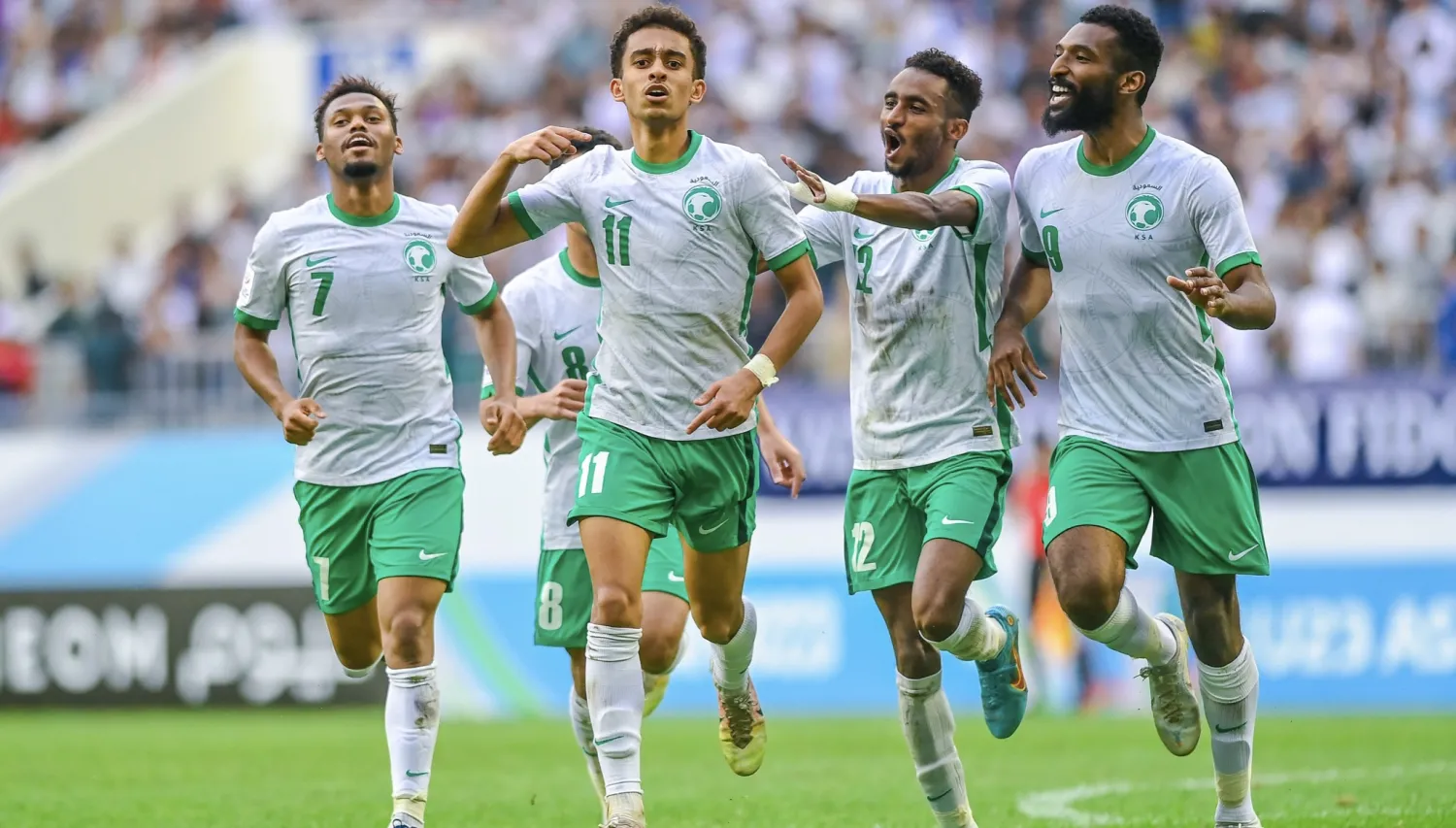 اكتسح الأخضر السعودي نظيره الأوزبكي على أرضه بهدفين دون رد (الشرق الأوسط)