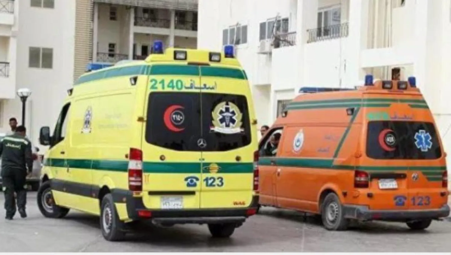سيارات إسعاف في مصر (أرشيفية - رويترز)