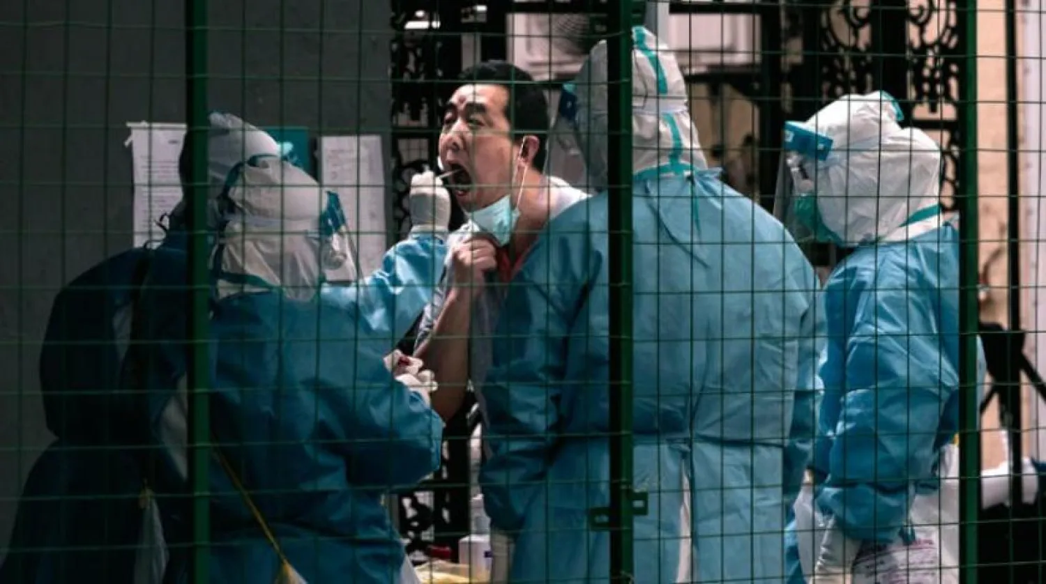 Omikron varyantı enfeksiyonunda uzun süreli Kovid-19’a yakalanma olasılığı yüzde 20 ila 50 oranında daha düşük. (EPA)