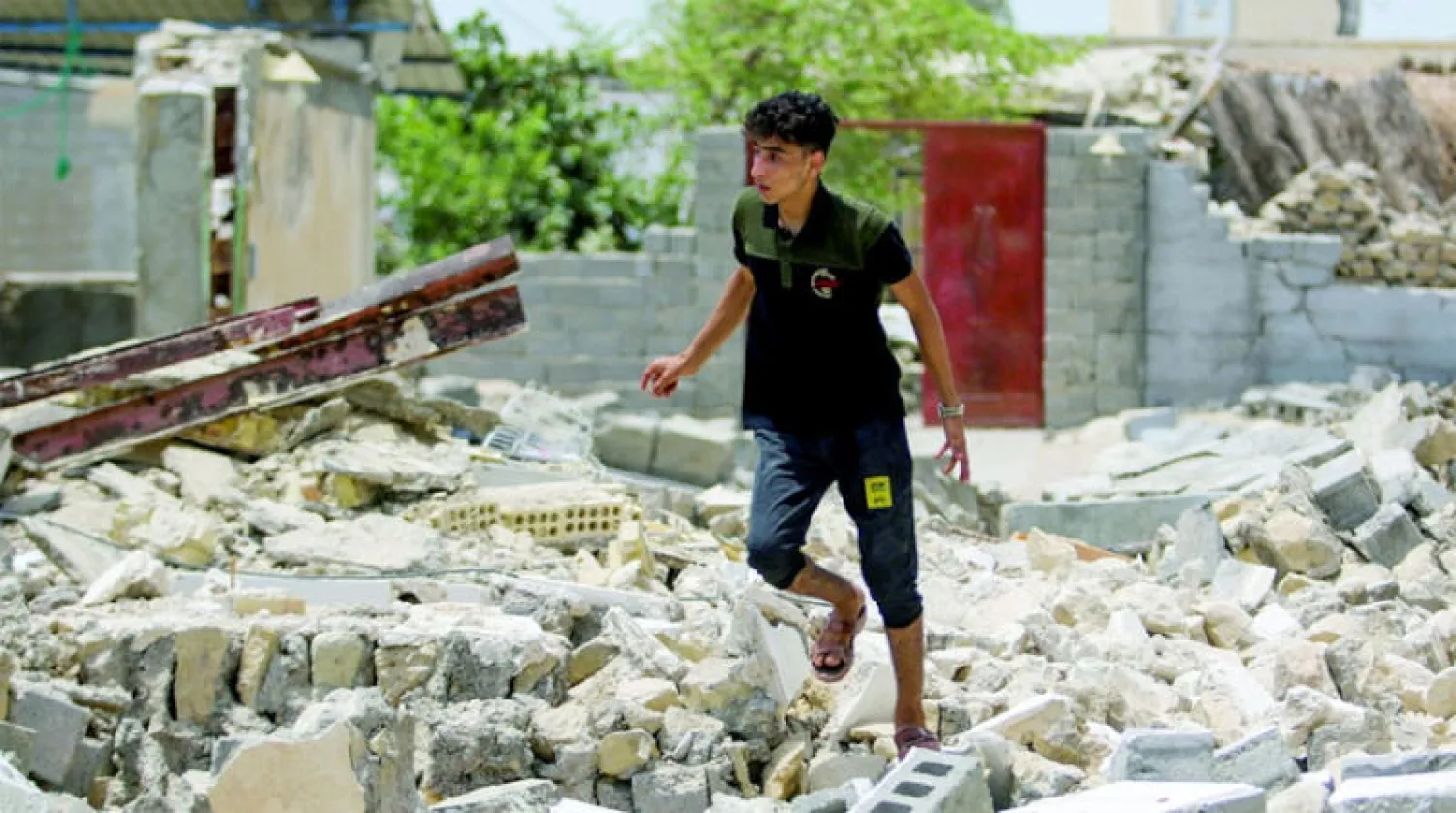 جانب من أثر الزلزال في محافظة هرمزغان (رويترز)