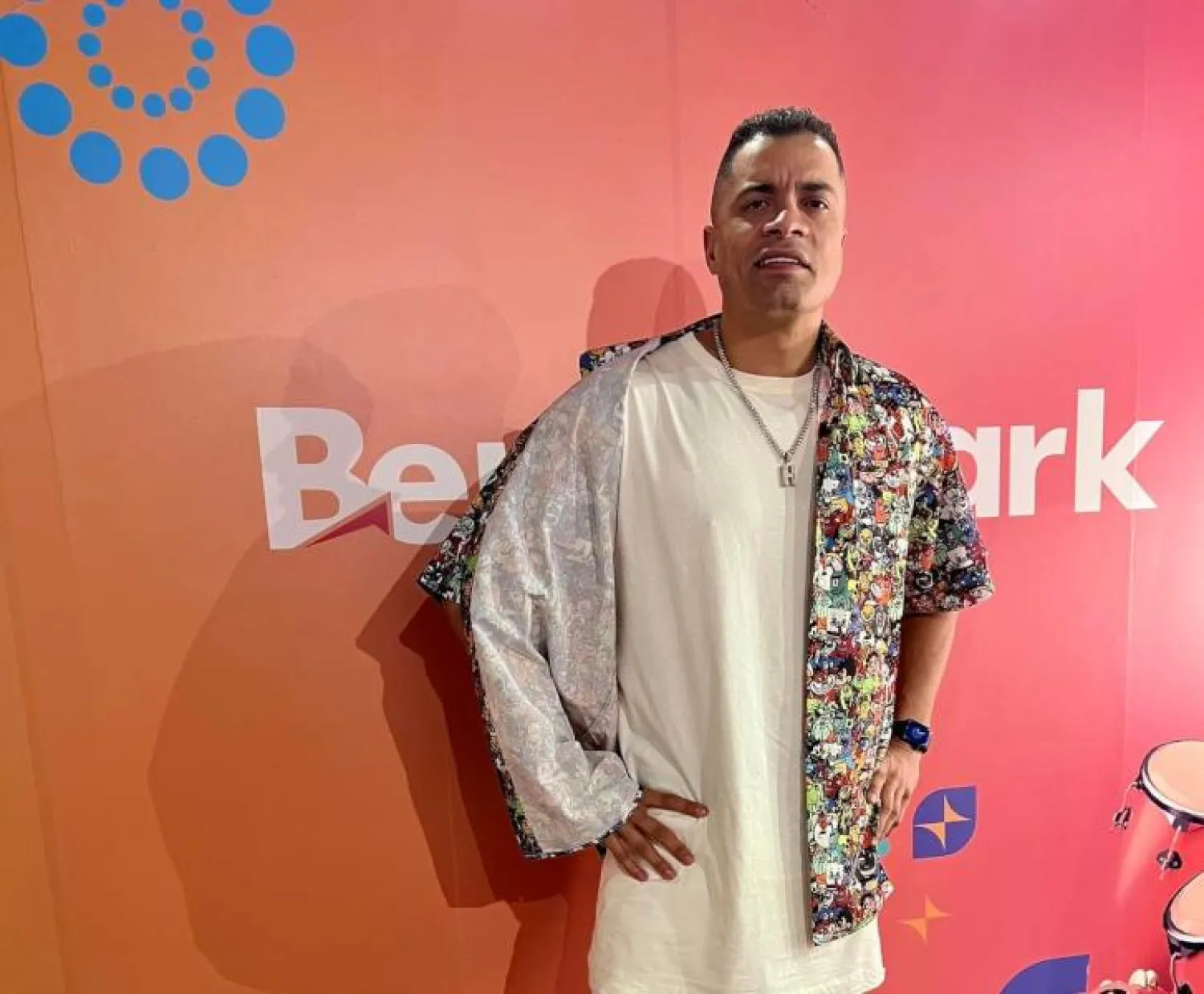 حسن شاكوش (فيسبوك)